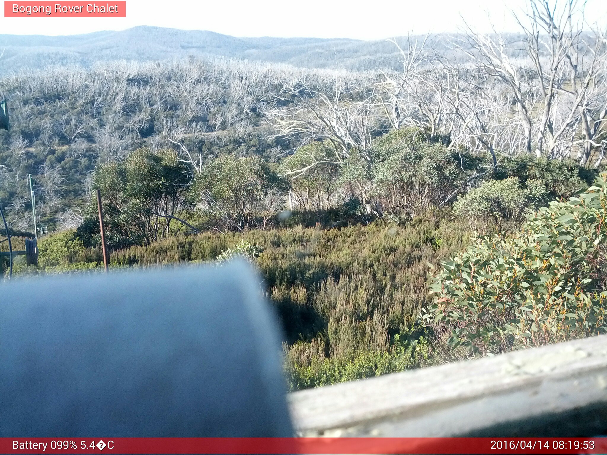 Bogong Web Cam 8:19am Thursday 14th of April 2016