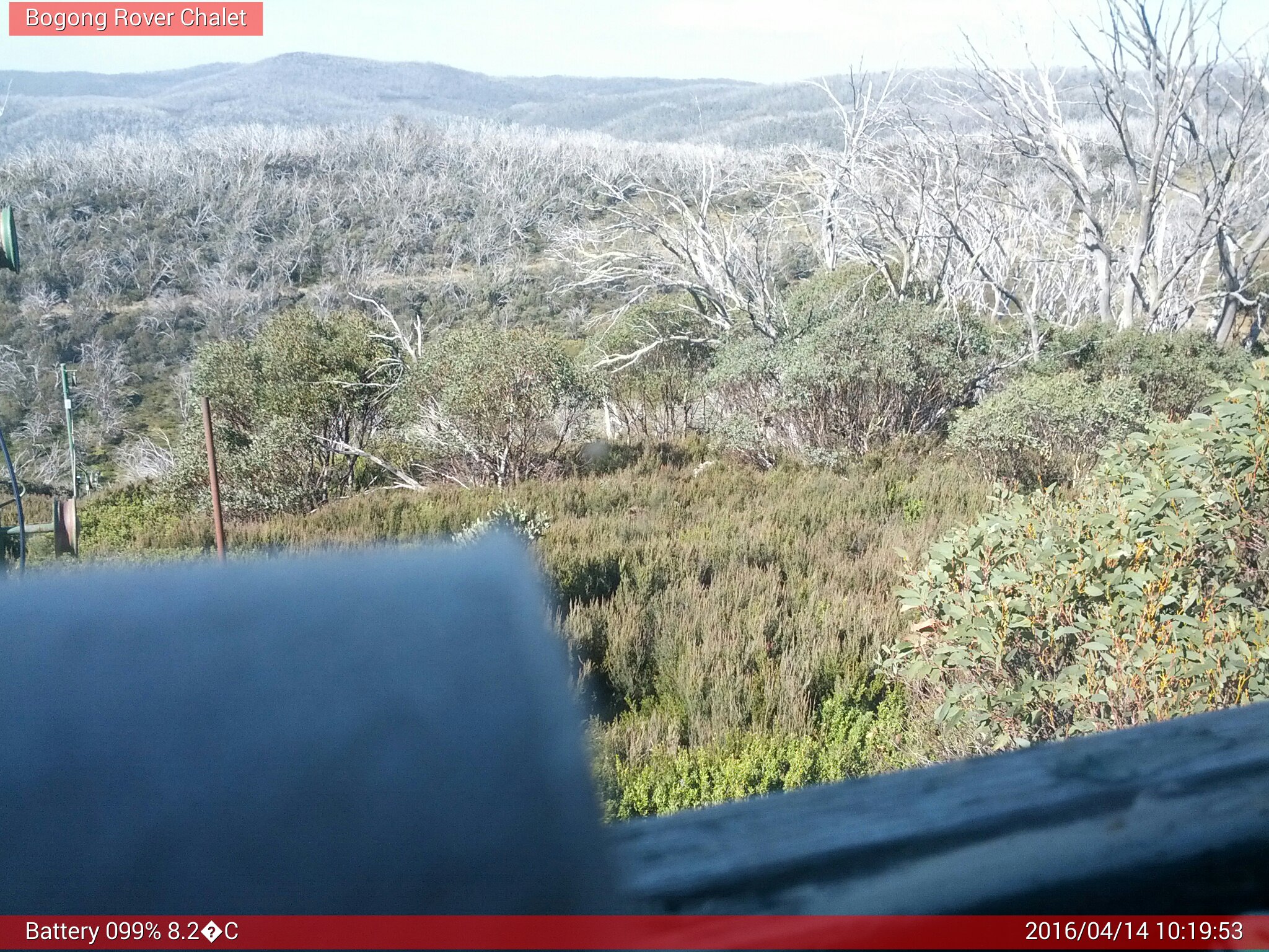 Bogong Web Cam 10:19am Thursday 14th of April 2016