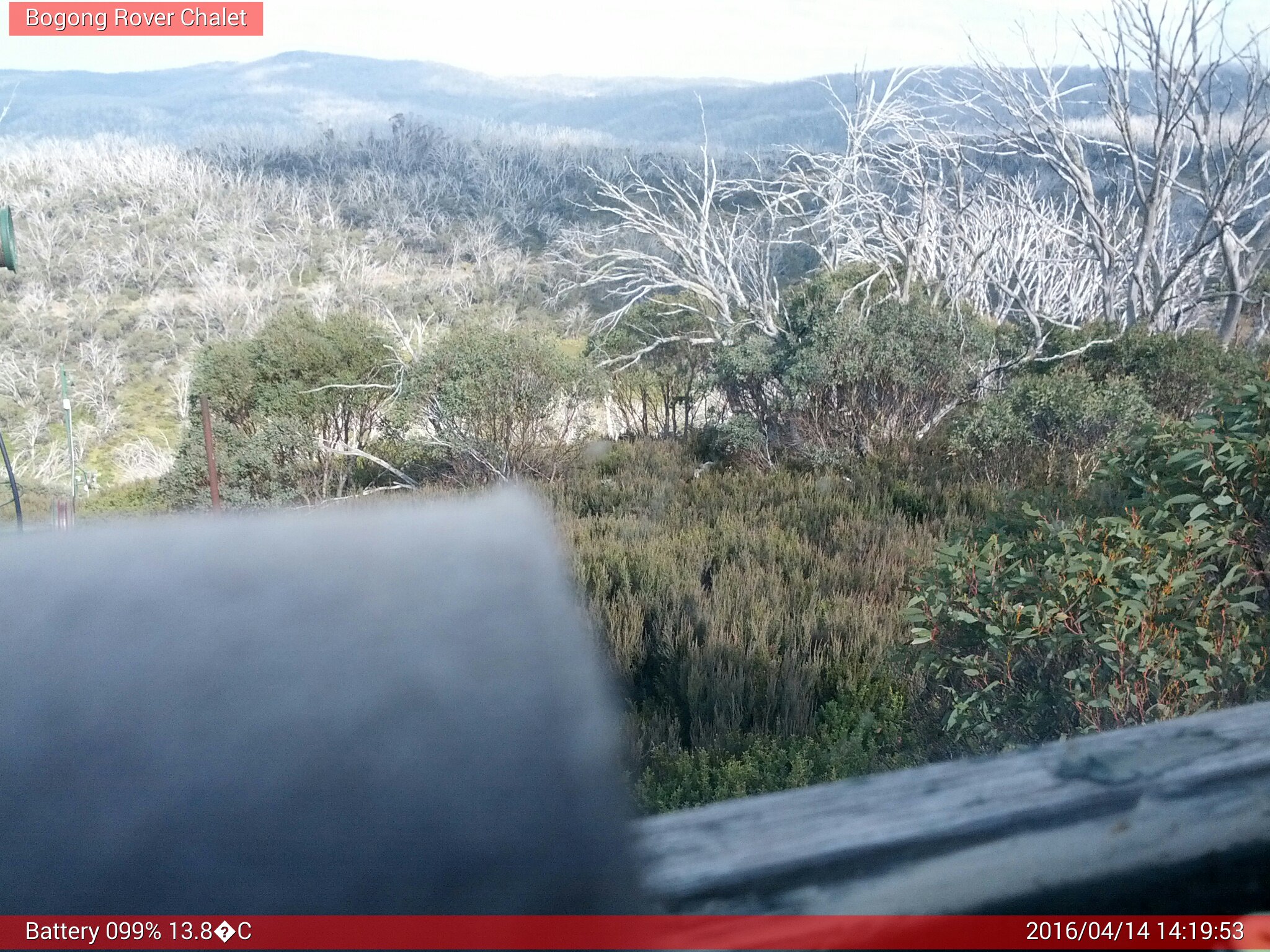 Bogong Web Cam 2:19pm Thursday 14th of April 2016