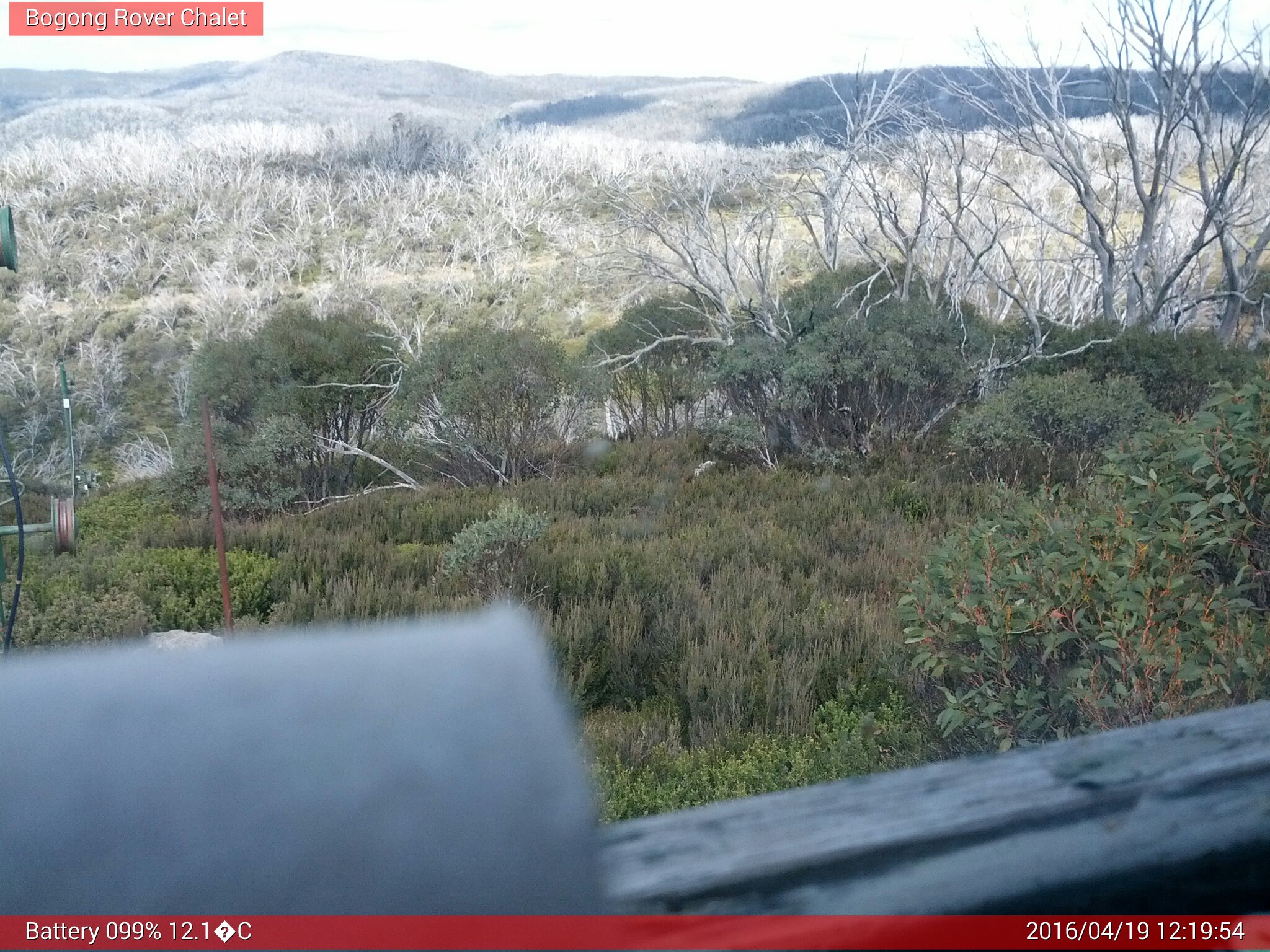 Bogong Web Cam 12:19pm Tuesday 19th of April 2016