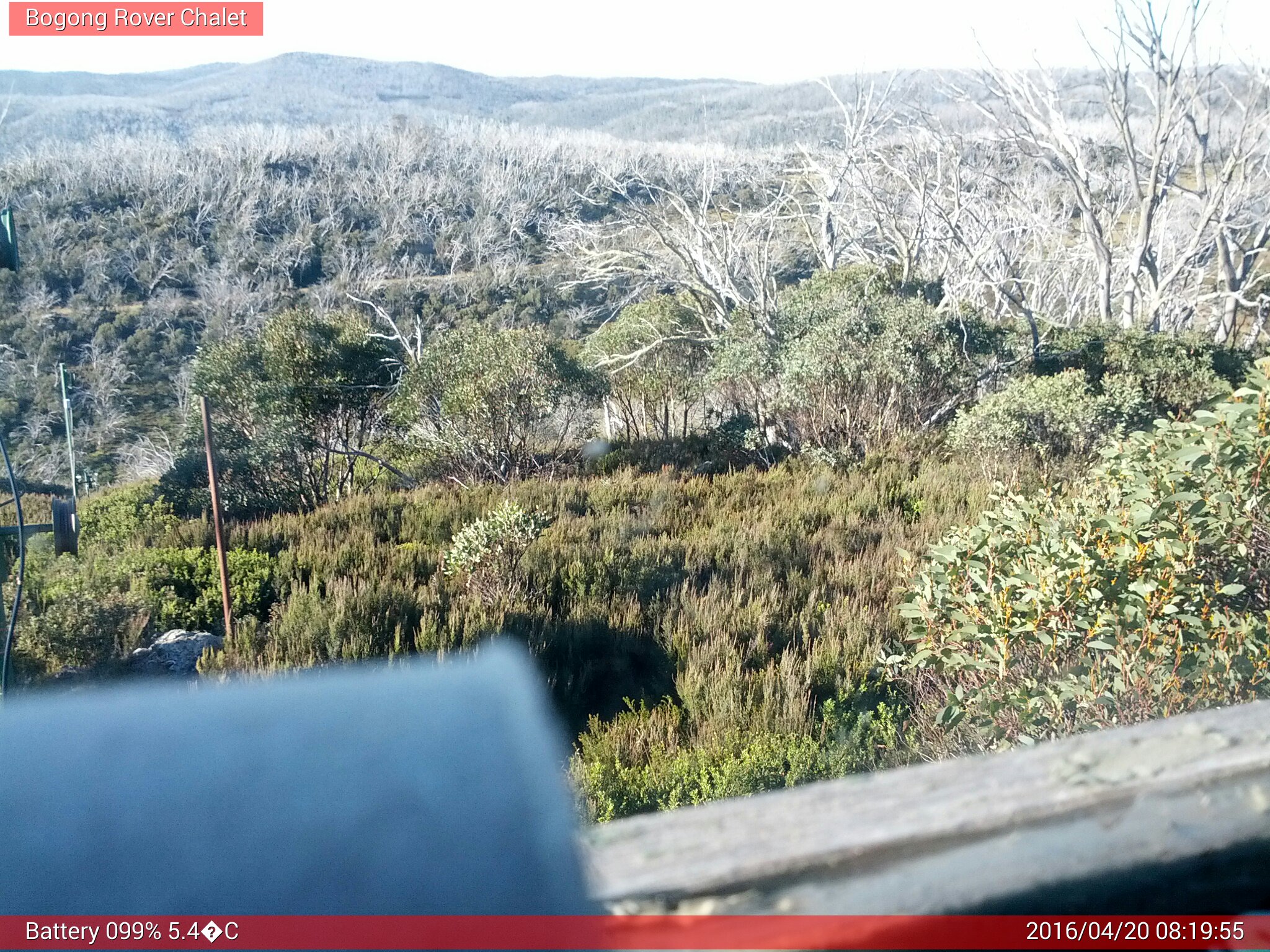 Bogong Web Cam 8:19am Wednesday 20th of April 2016