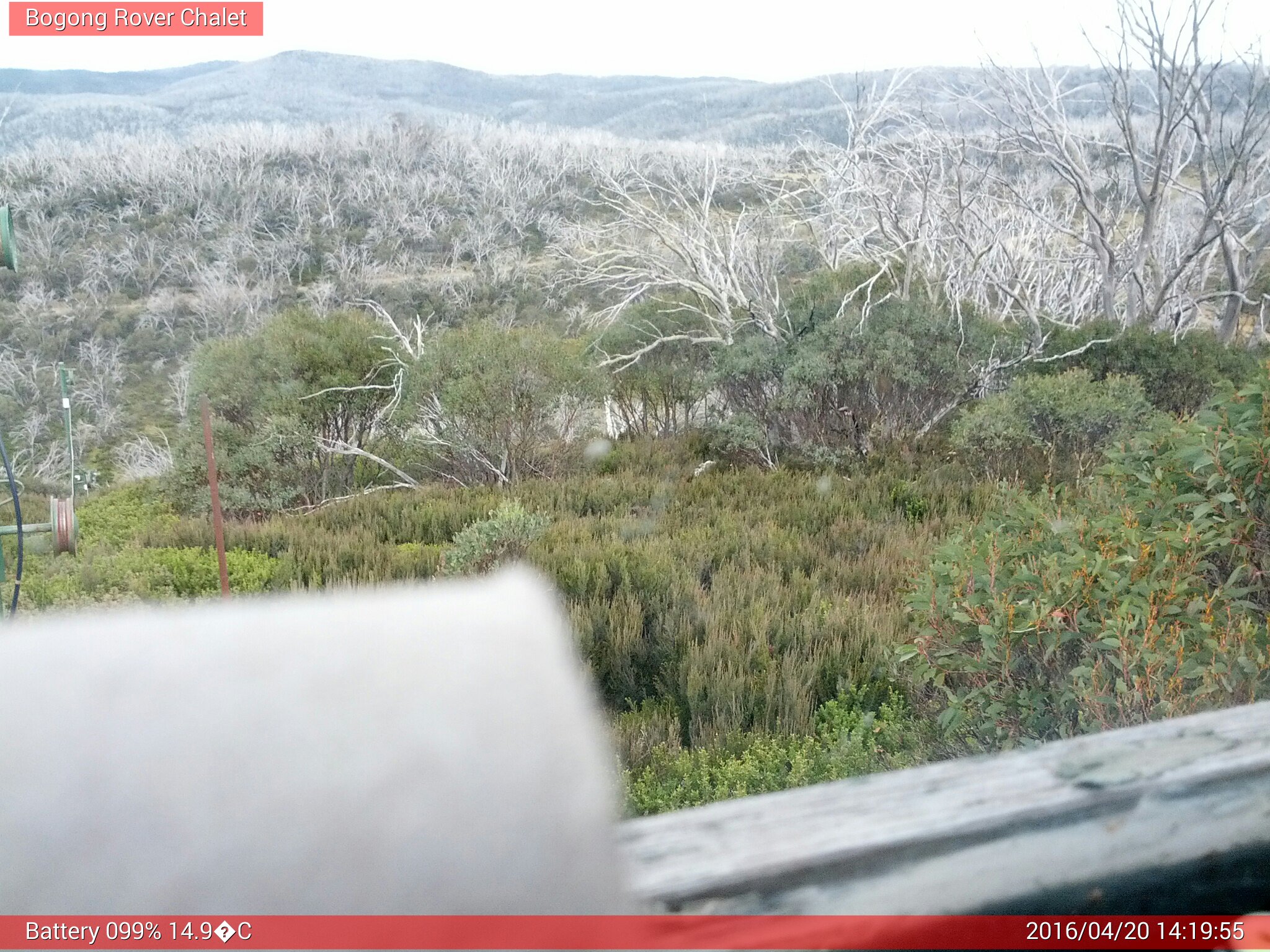 Bogong Web Cam 2:19pm Wednesday 20th of April 2016