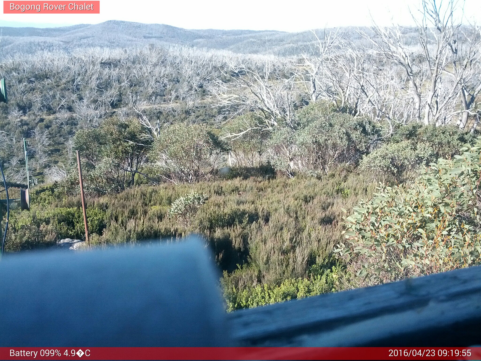 Bogong Web Cam 9:19am Saturday 23rd of April 2016