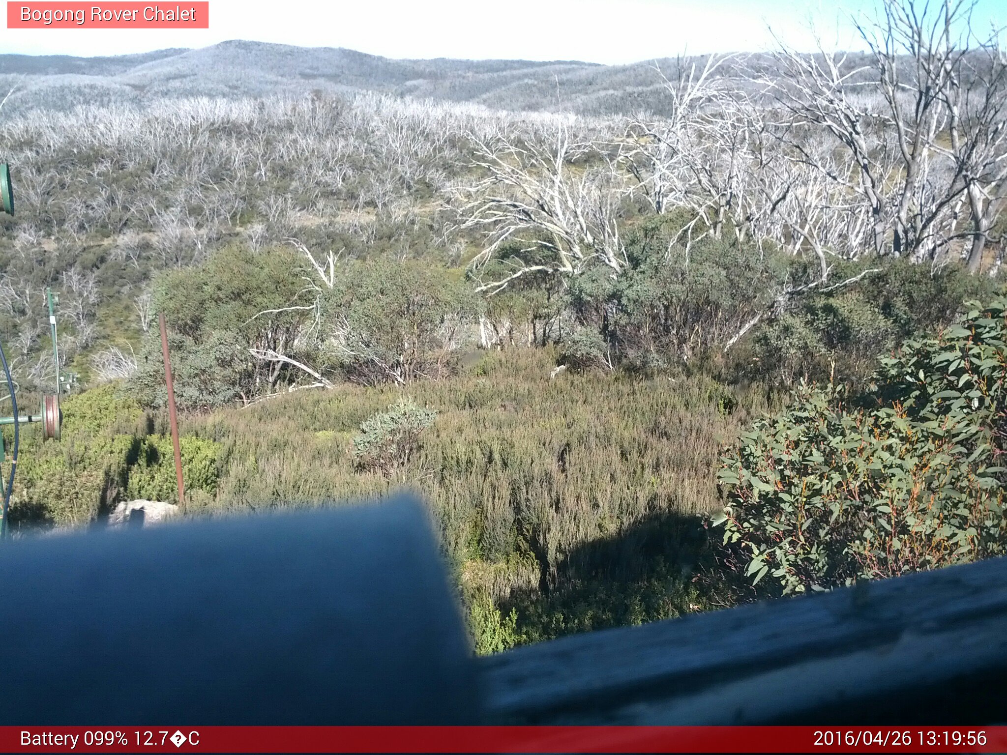 Bogong Web Cam 1:19pm Tuesday 26th of April 2016