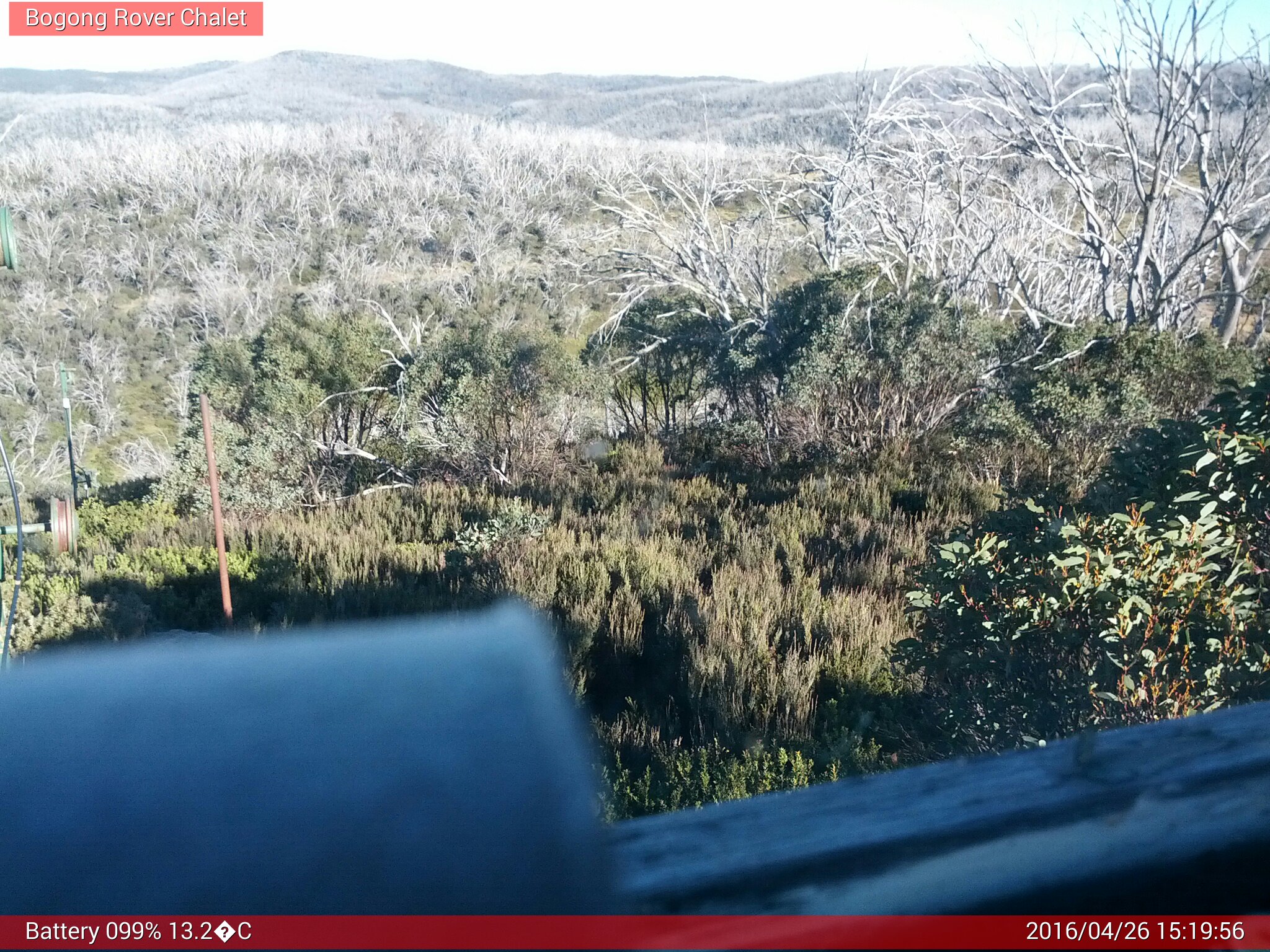 Bogong Web Cam 3:19pm Tuesday 26th of April 2016