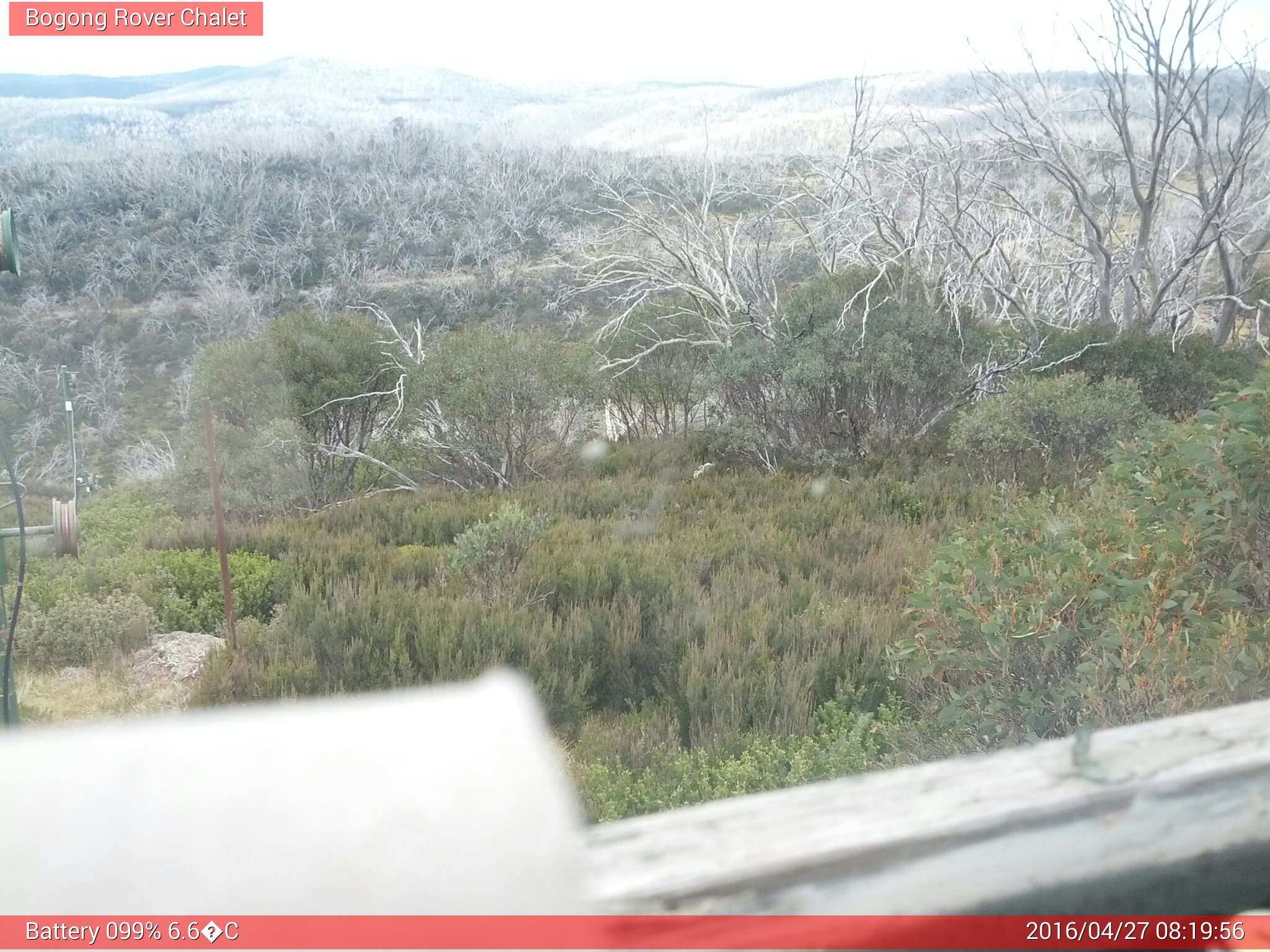 Bogong Web Cam 8:19am Wednesday 27th of April 2016