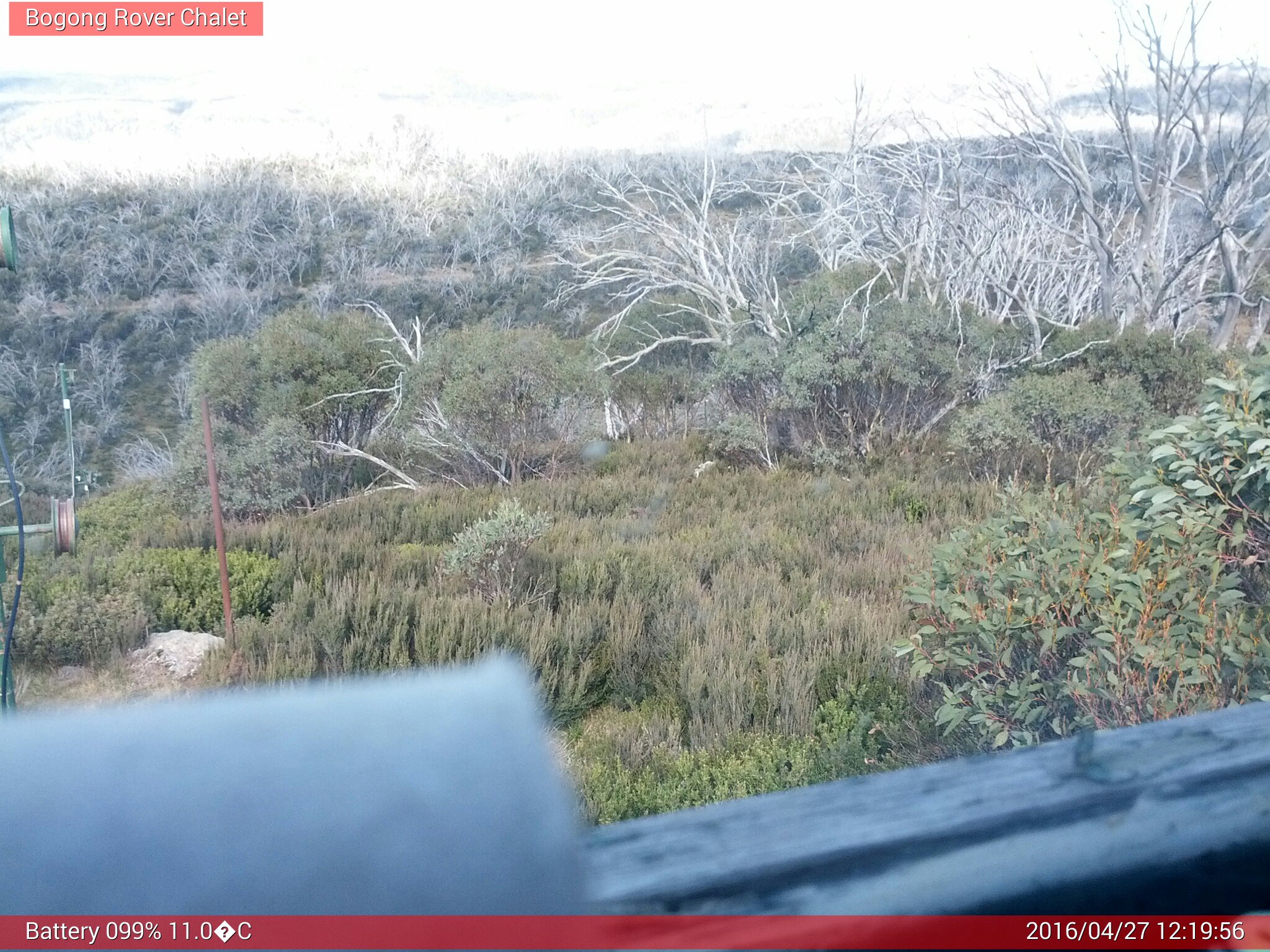 Bogong Web Cam 12:19pm Wednesday 27th of April 2016