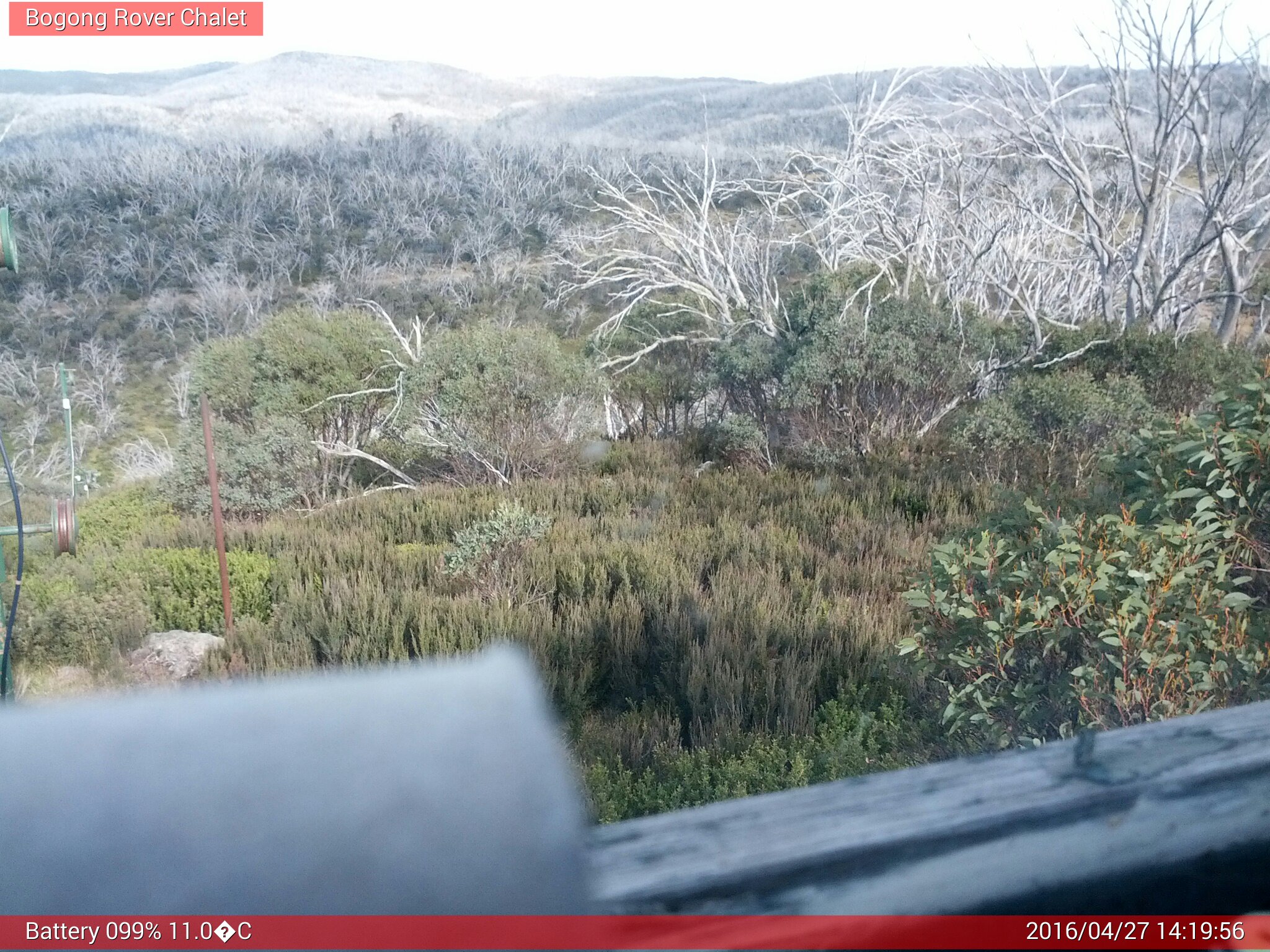 Bogong Web Cam 2:19pm Wednesday 27th of April 2016