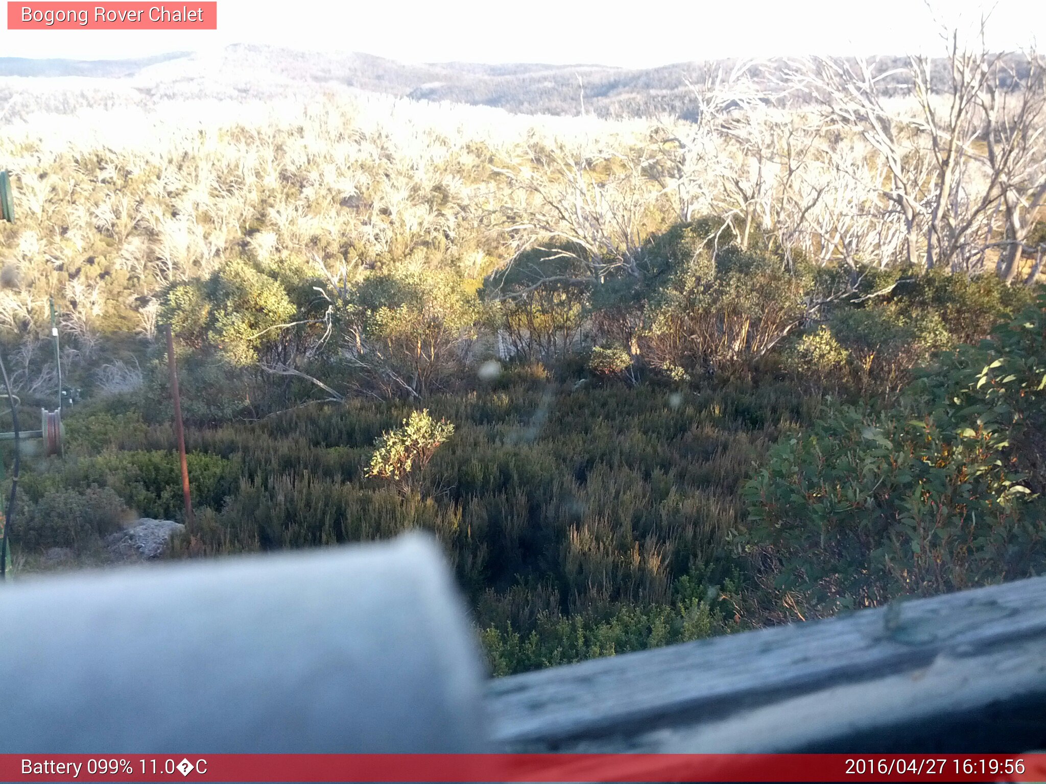 Bogong Web Cam 4:19pm Wednesday 27th of April 2016