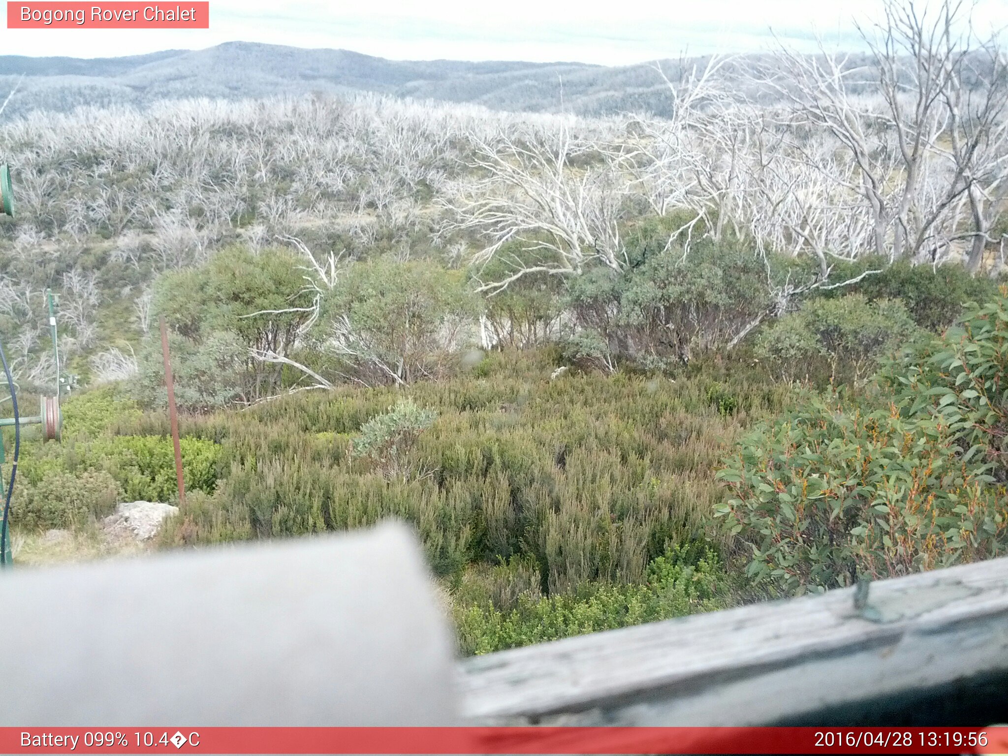 Bogong Web Cam 1:19pm Thursday 28th of April 2016