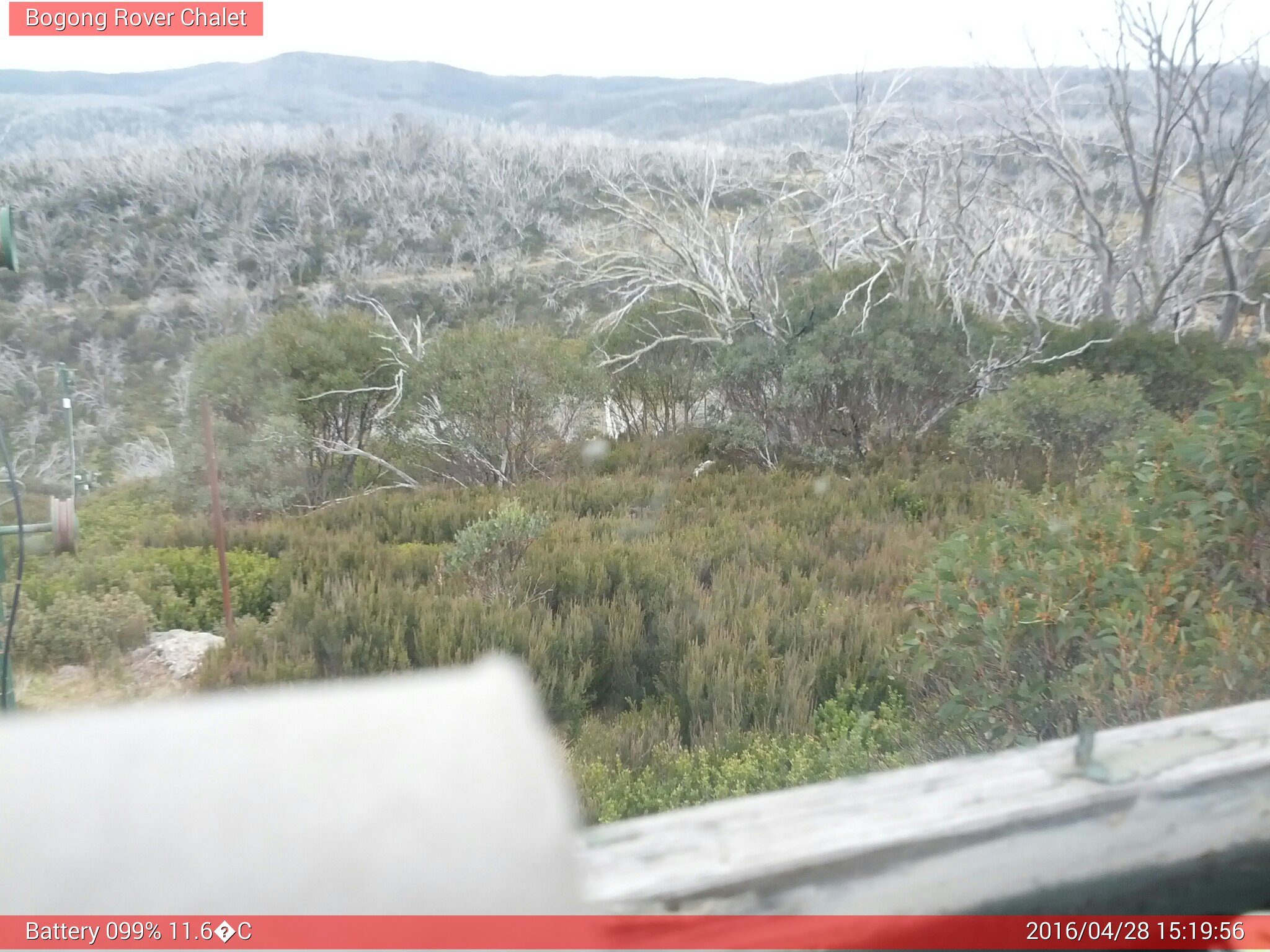 Bogong Web Cam 3:19pm Thursday 28th of April 2016