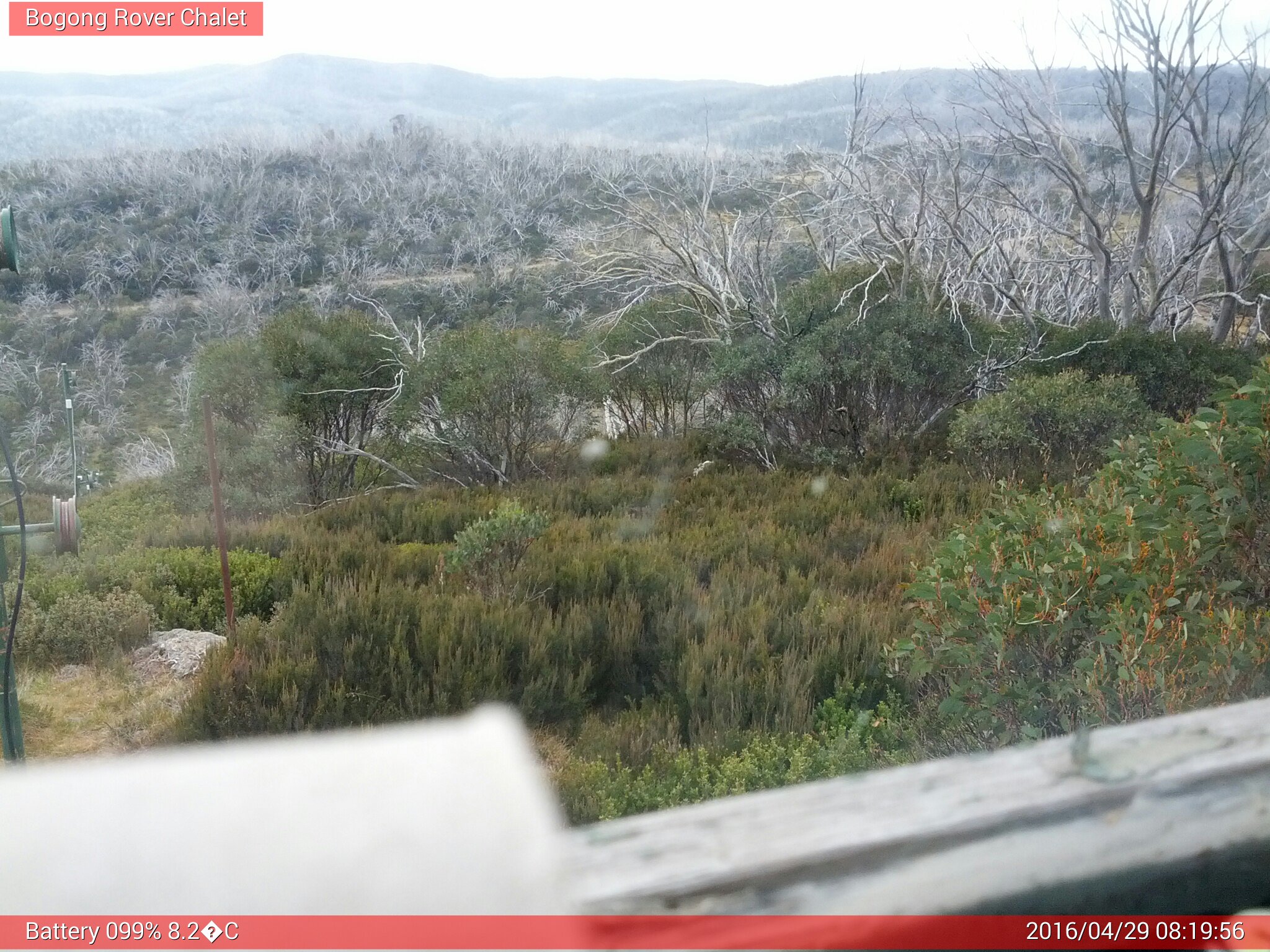 Bogong Web Cam 8:19am Friday 29th of April 2016