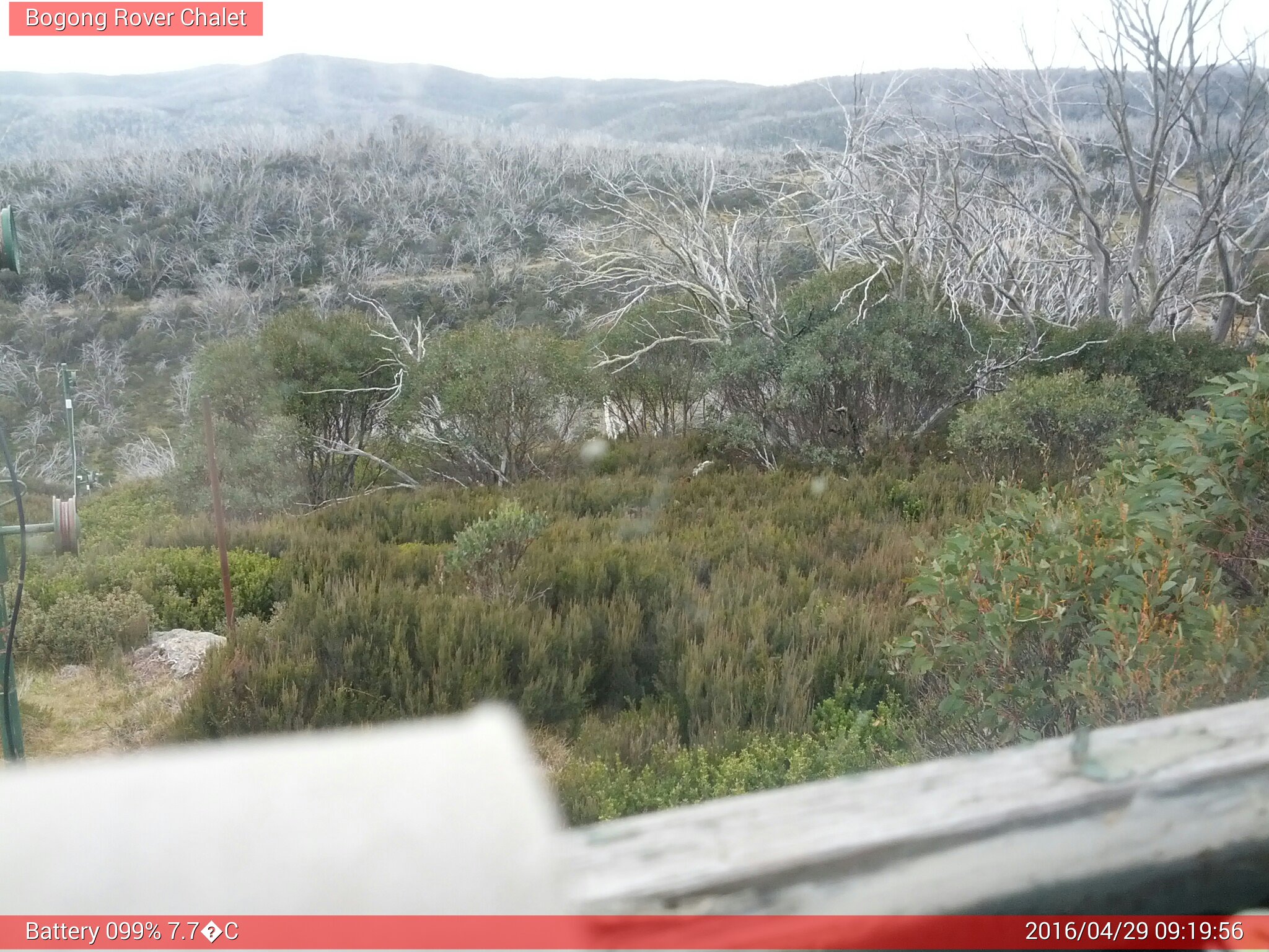 Bogong Web Cam 9:19am Friday 29th of April 2016