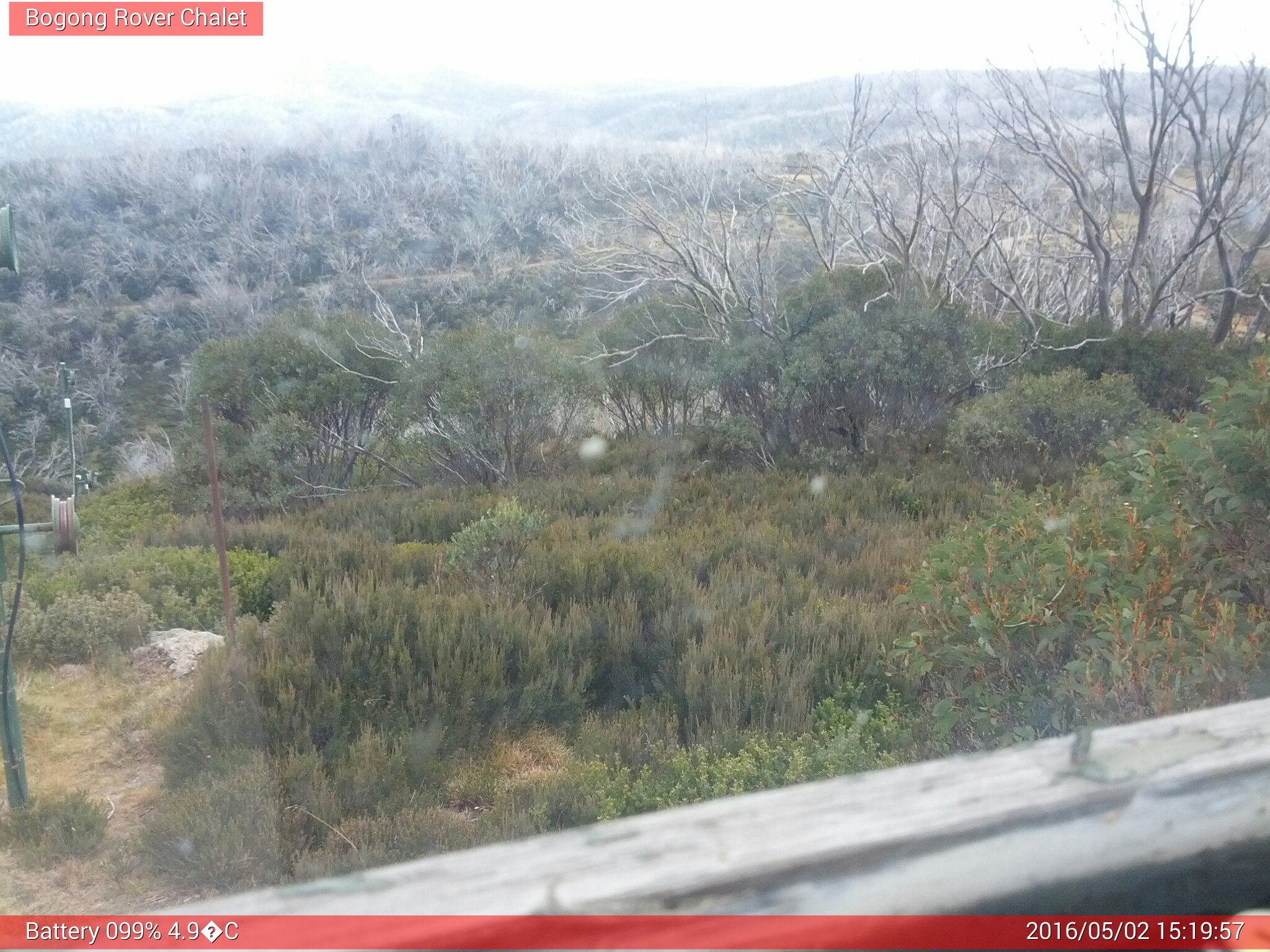 Bogong Web Cam 3:19pm Monday 2nd of May 2016