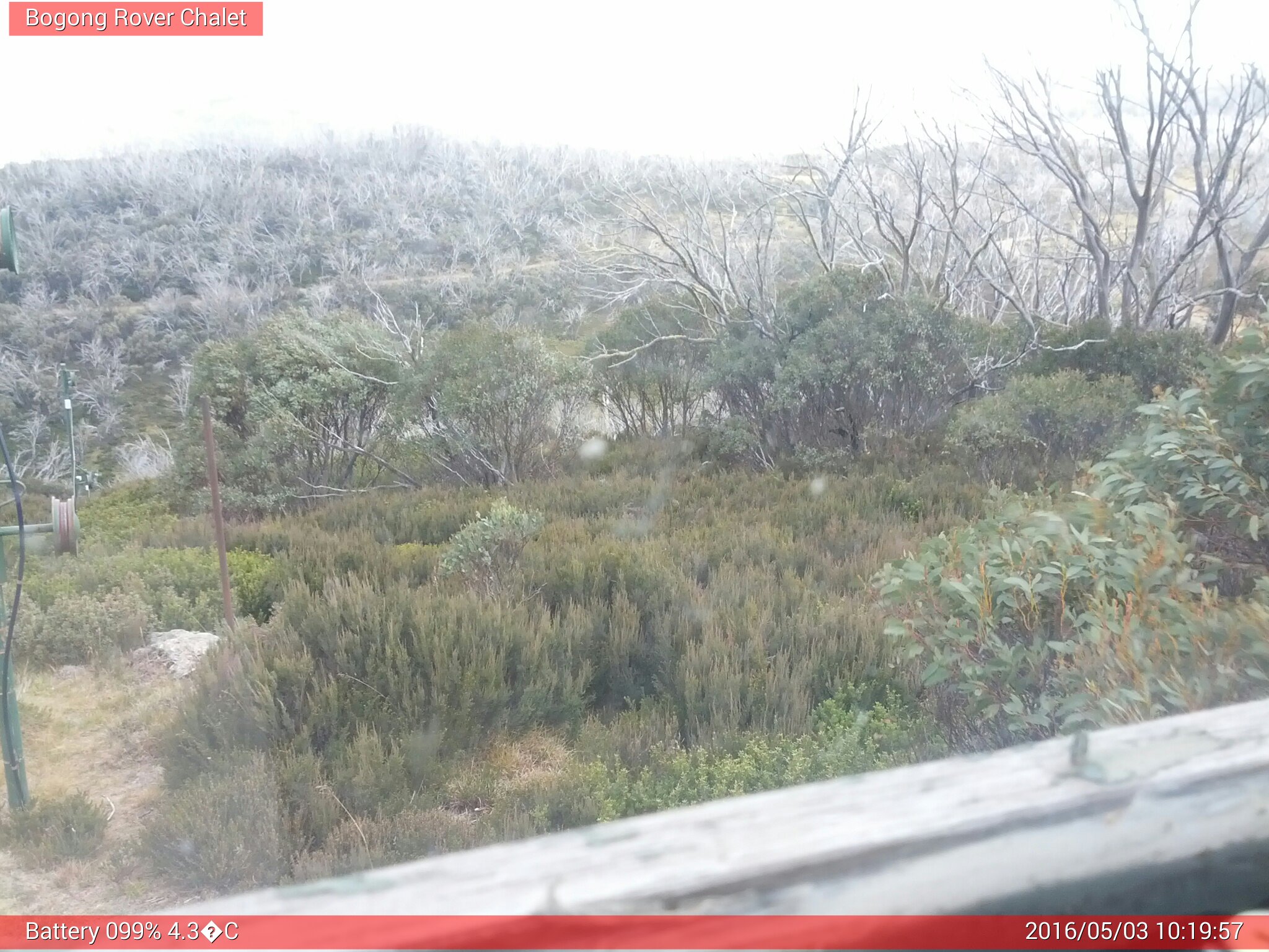 Bogong Web Cam 10:19am Tuesday 3rd of May 2016