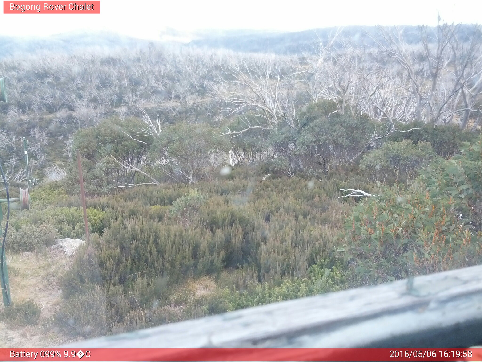 Bogong Web Cam 4:19pm Friday 6th of May 2016