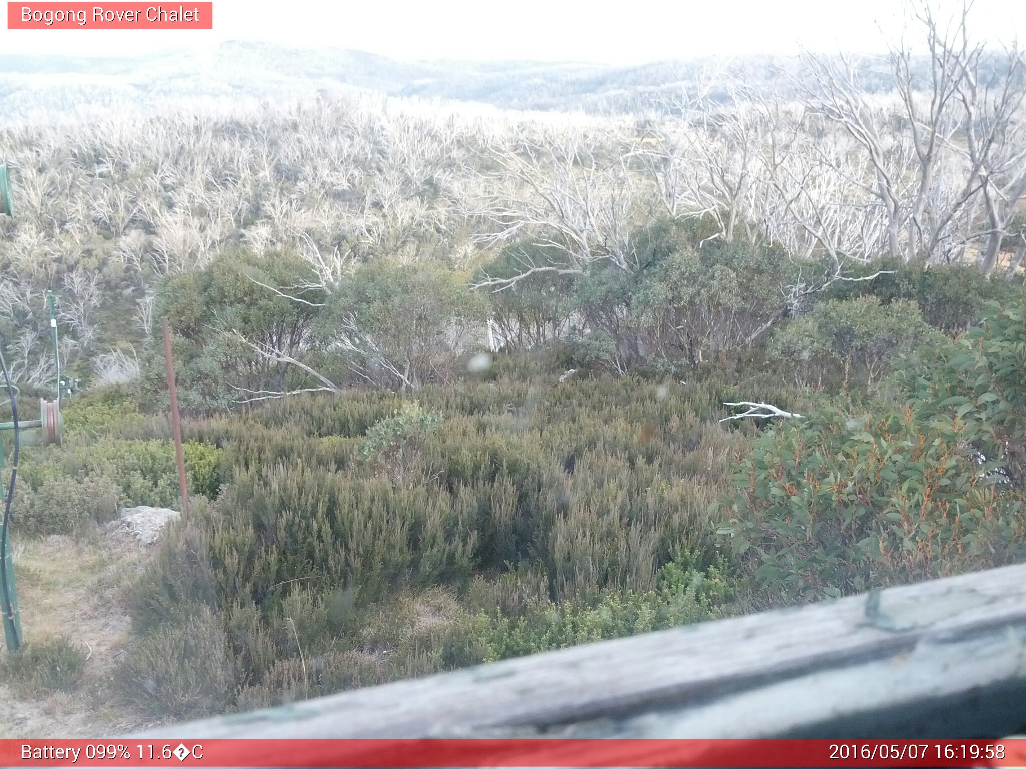 Bogong Web Cam 4:19pm Saturday 7th of May 2016