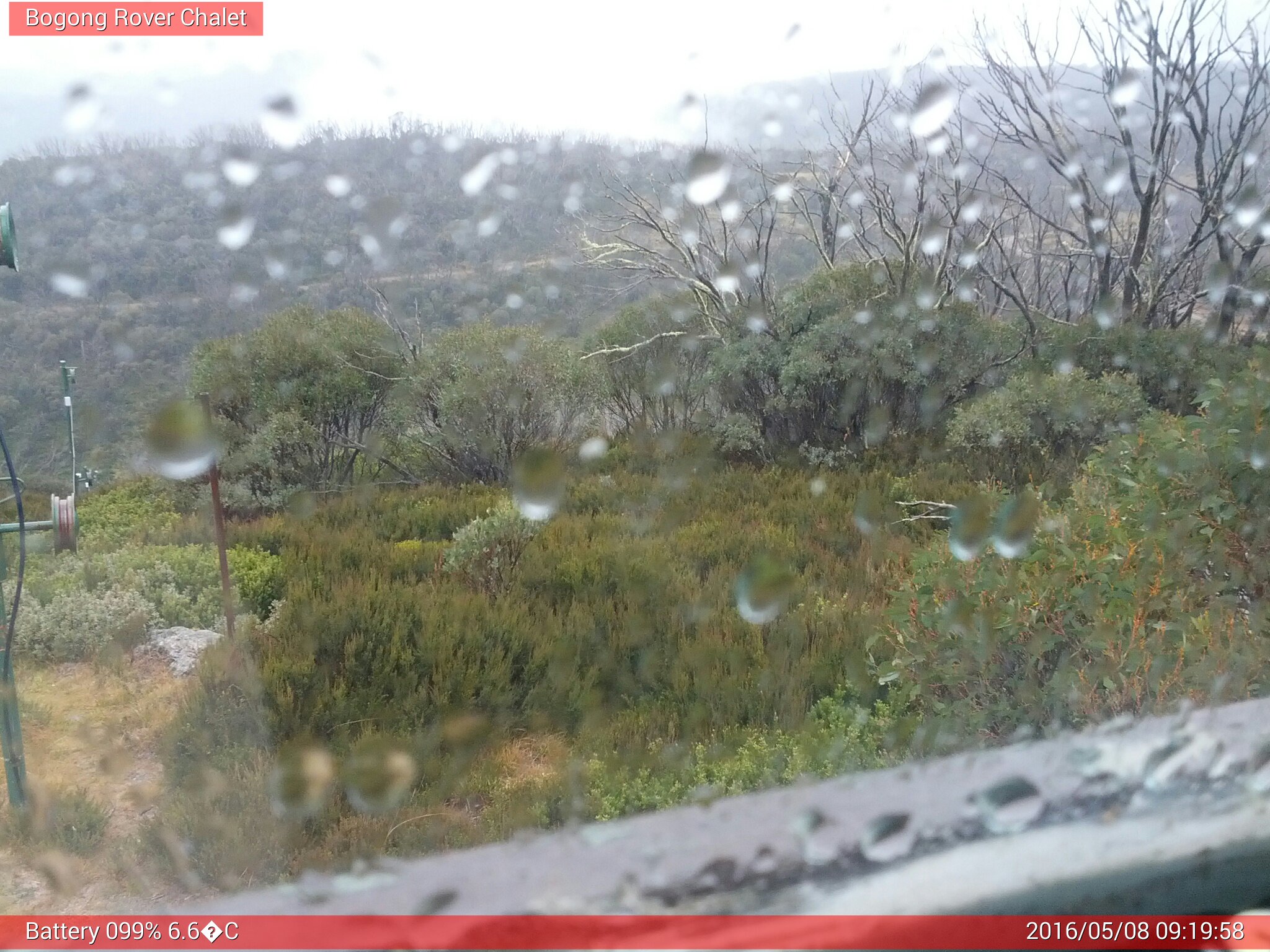 Bogong Web Cam 9:19am Sunday 8th of May 2016