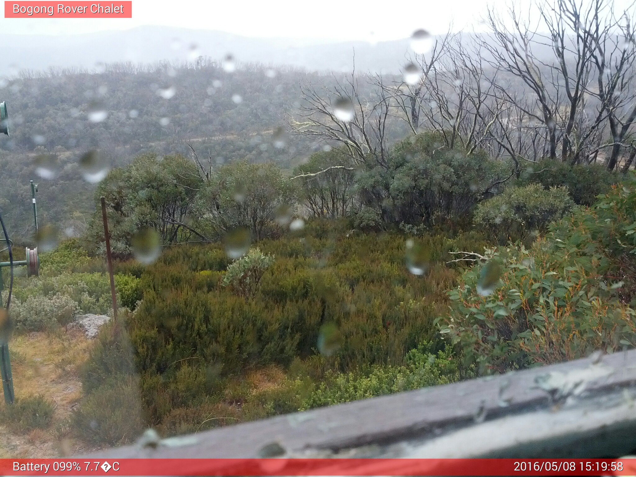 Bogong Web Cam 3:19pm Sunday 8th of May 2016