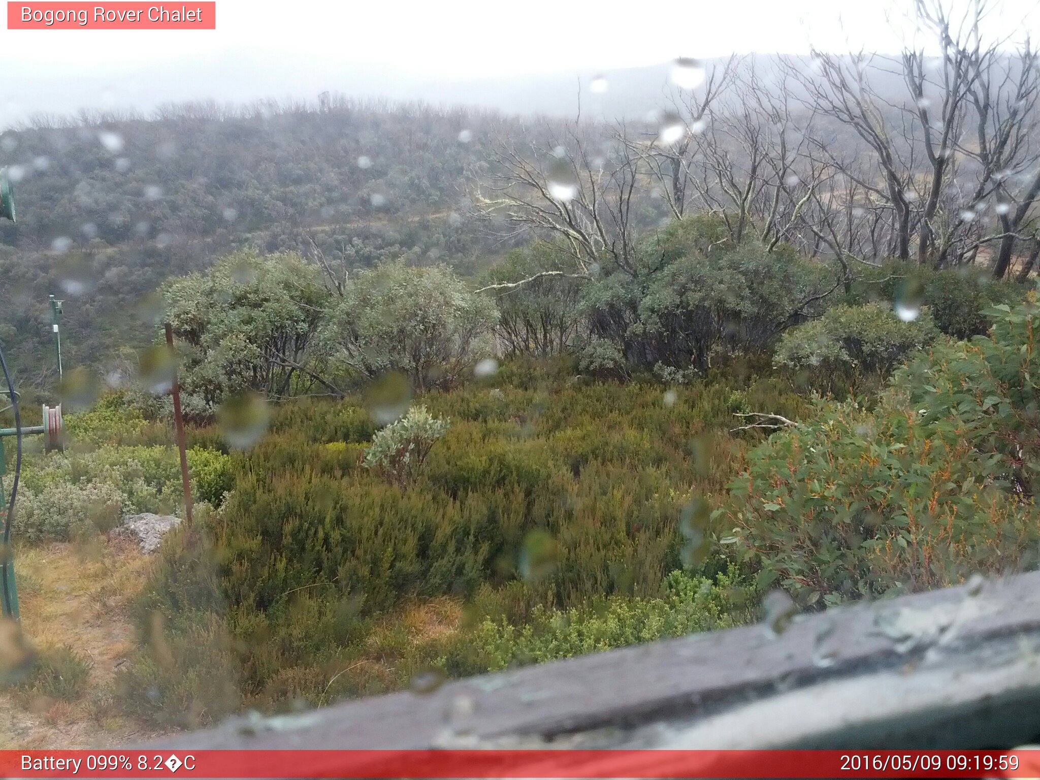 Bogong Web Cam 9:19am Monday 9th of May 2016