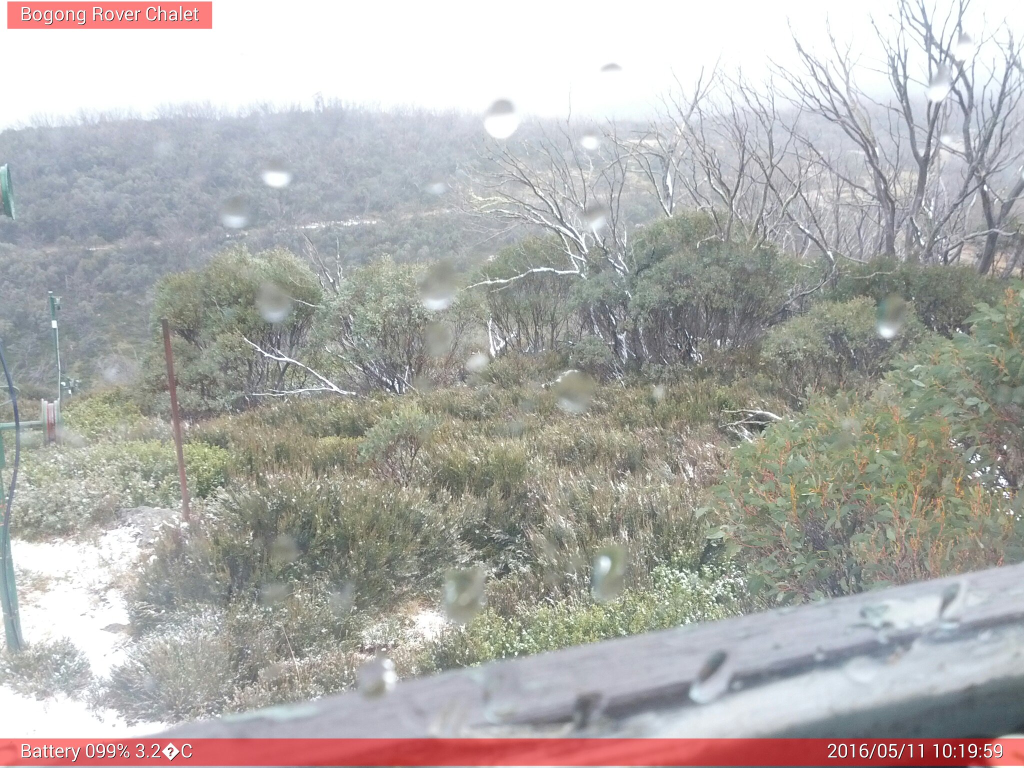 Bogong Web Cam 10:19am Wednesday 11th of May 2016