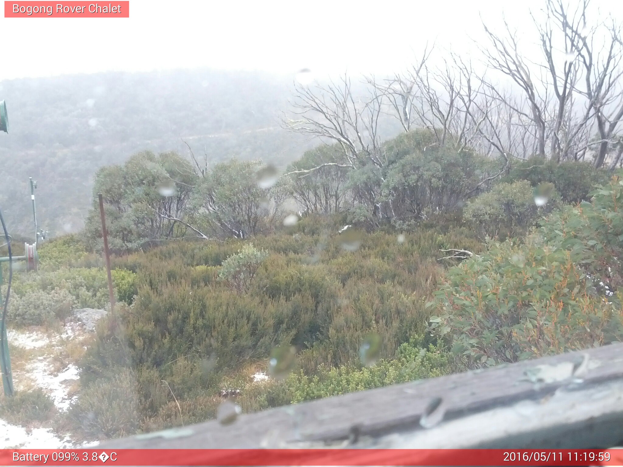 Bogong Web Cam 11:19am Wednesday 11th of May 2016