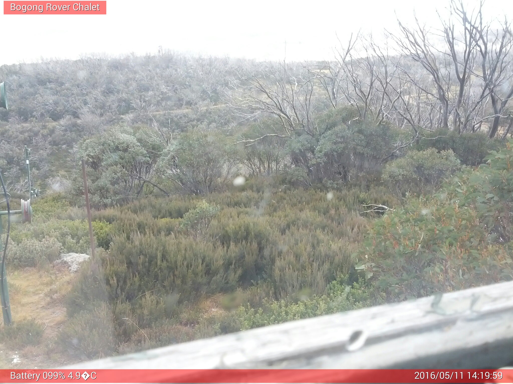 Bogong Web Cam 2:19pm Wednesday 11th of May 2016