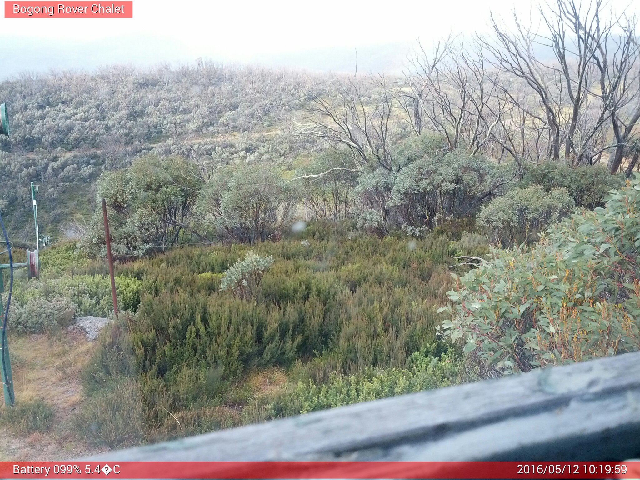 Bogong Web Cam 10:19am Thursday 12th of May 2016