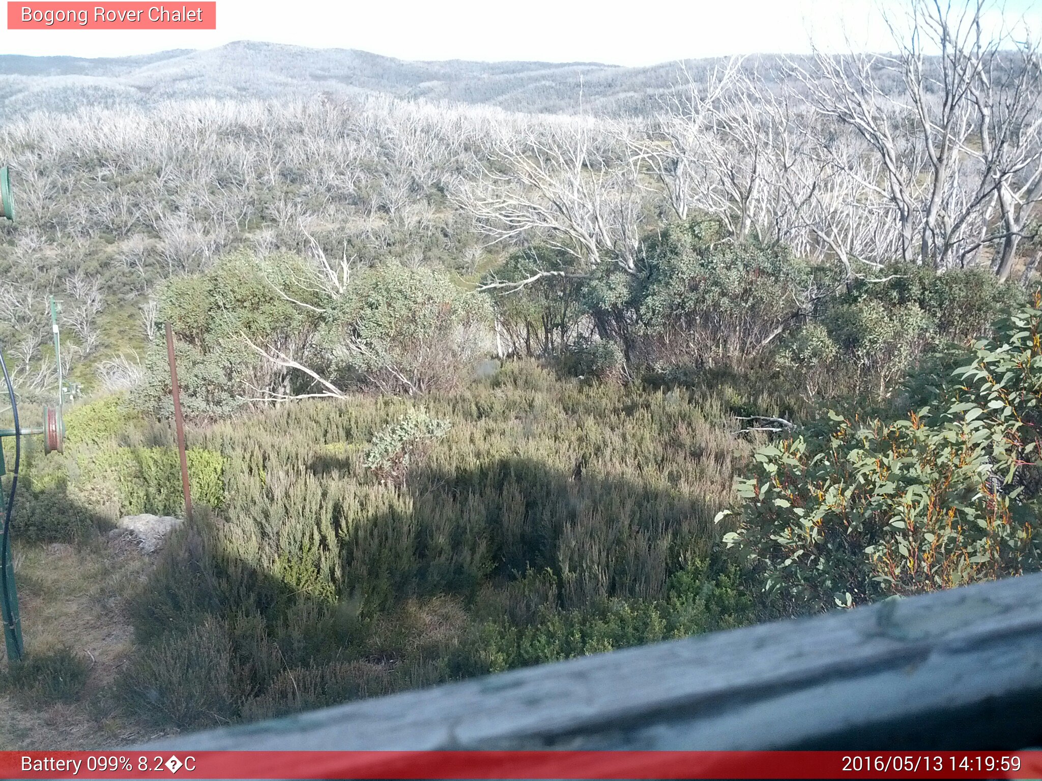 Bogong Web Cam 2:19pm Friday 13th of May 2016