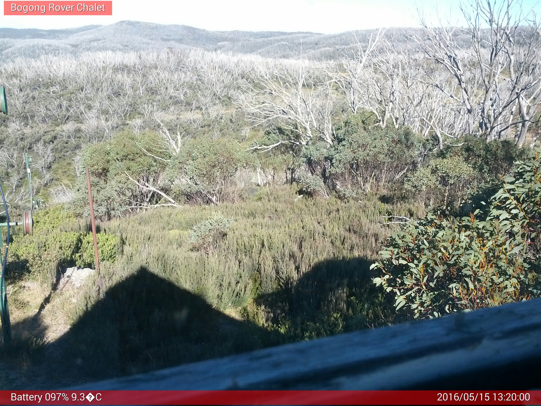 Bogong Web Cam 1:19pm Sunday 15th of May 2016