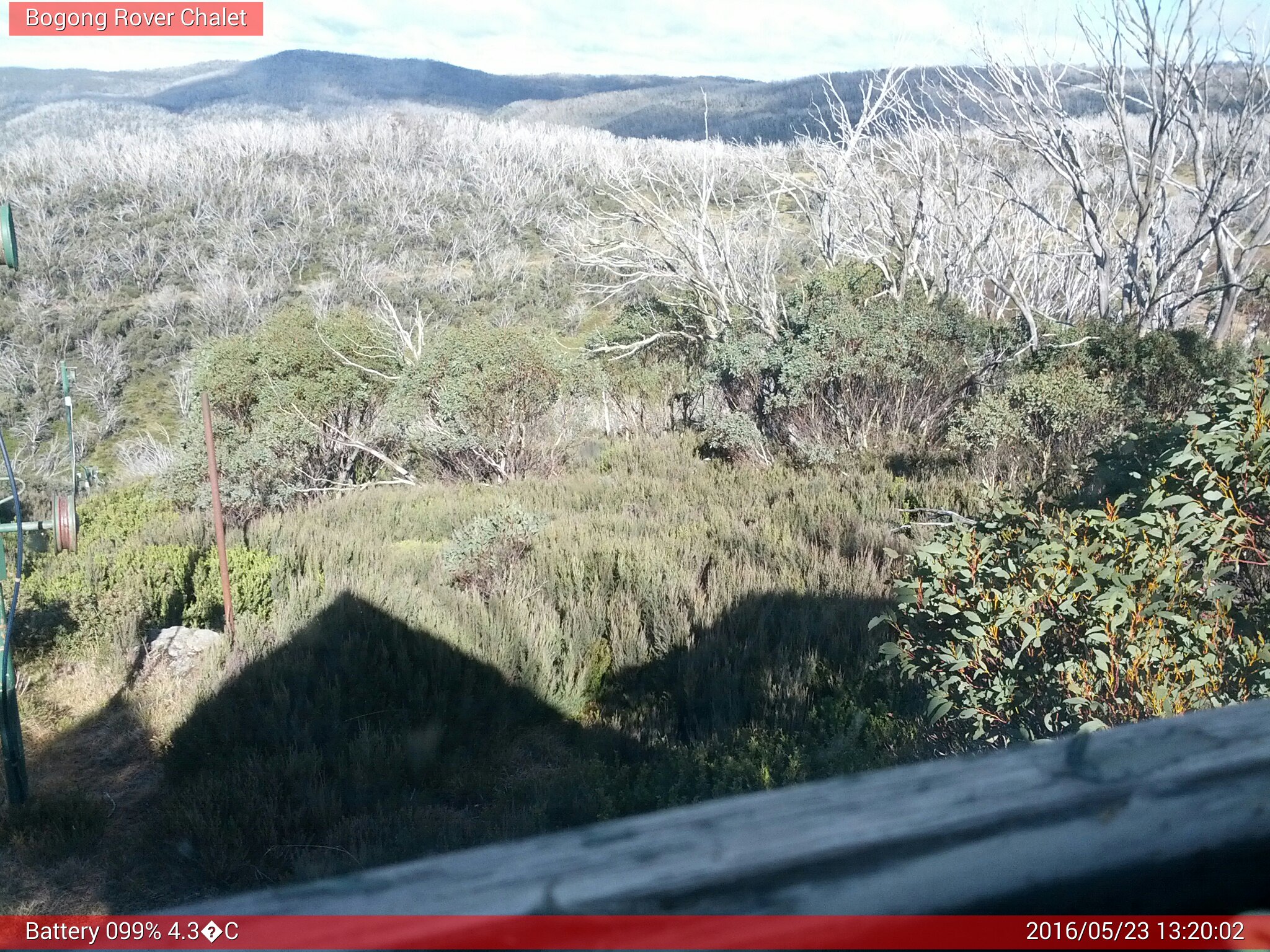 Bogong Web Cam 1:20pm Monday 23rd of May 2016