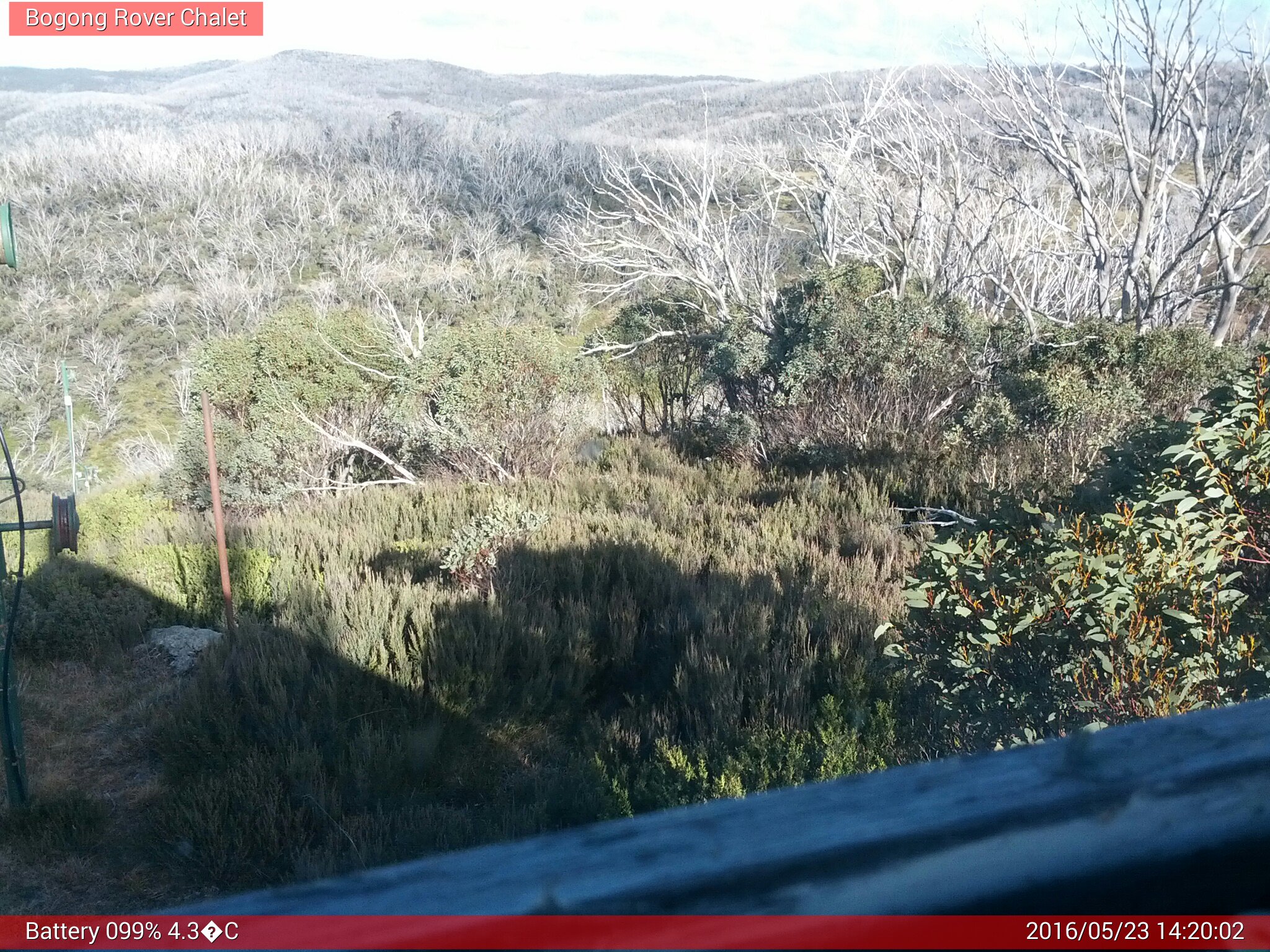 Bogong Web Cam 2:20pm Monday 23rd of May 2016