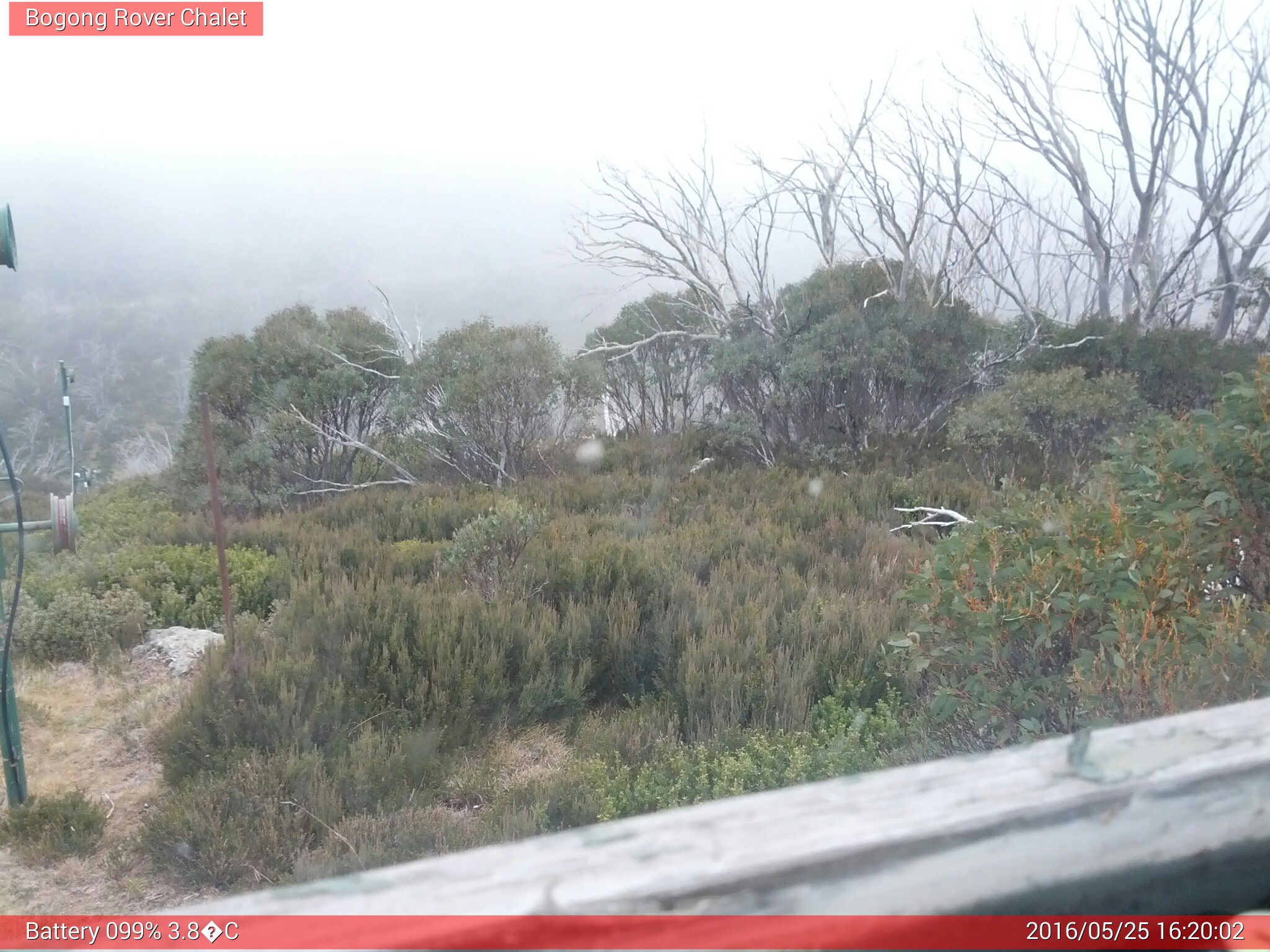 Bogong Web Cam 4:20pm Wednesday 25th of May 2016