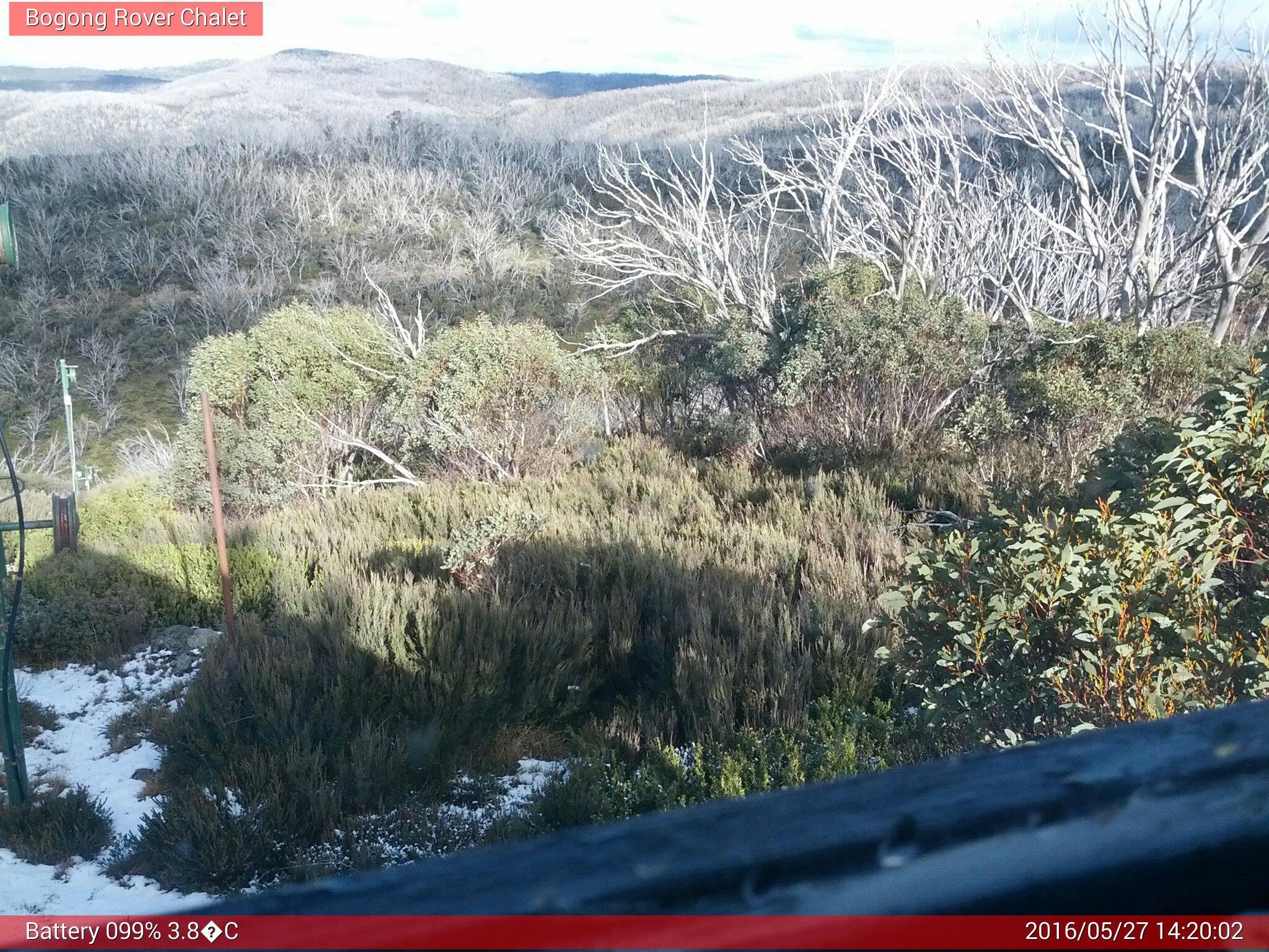 Bogong Web Cam 2:20pm Friday 27th of May 2016