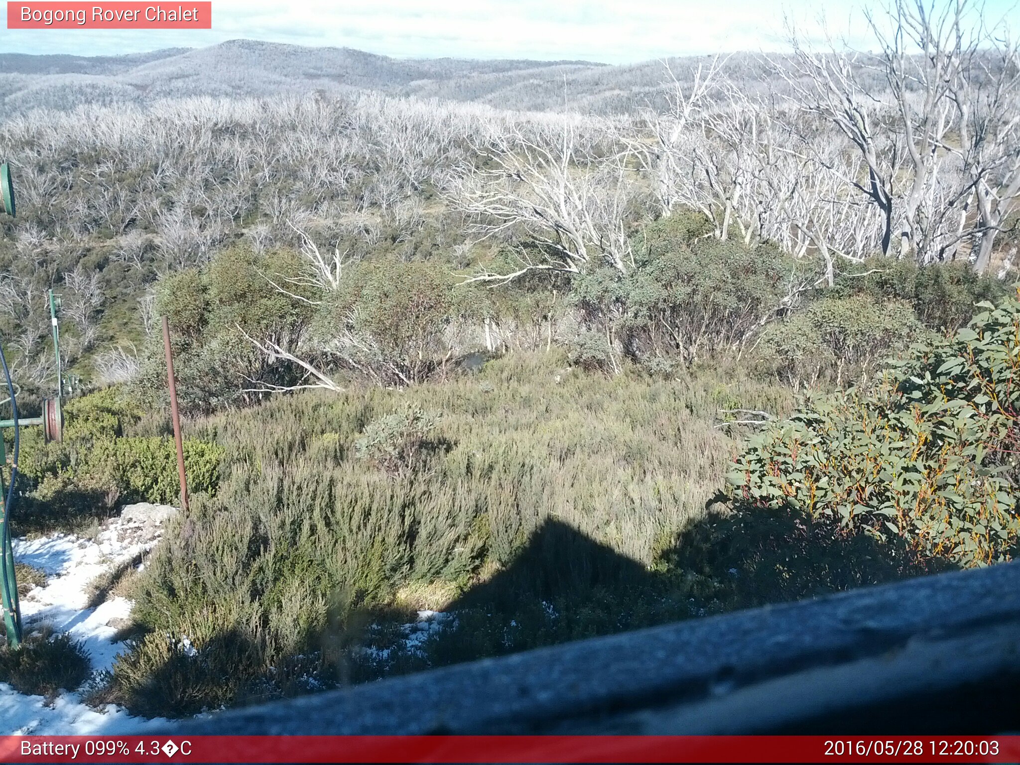 Bogong Web Cam 12:20pm Saturday 28th of May 2016