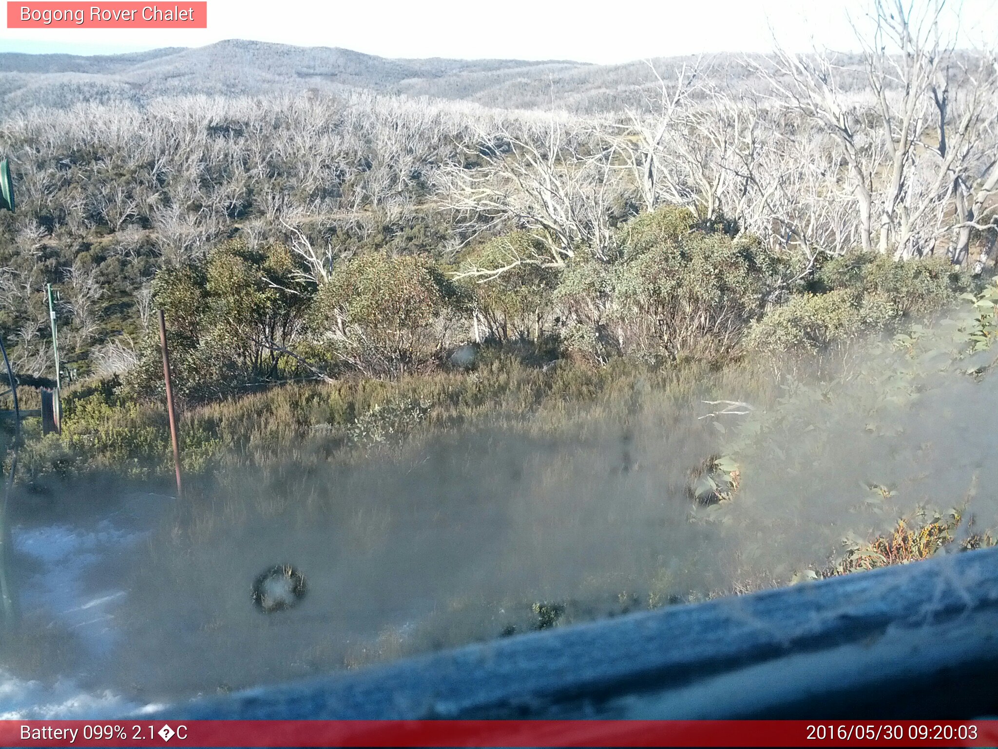 Bogong Web Cam 9:20am Monday 30th of May 2016