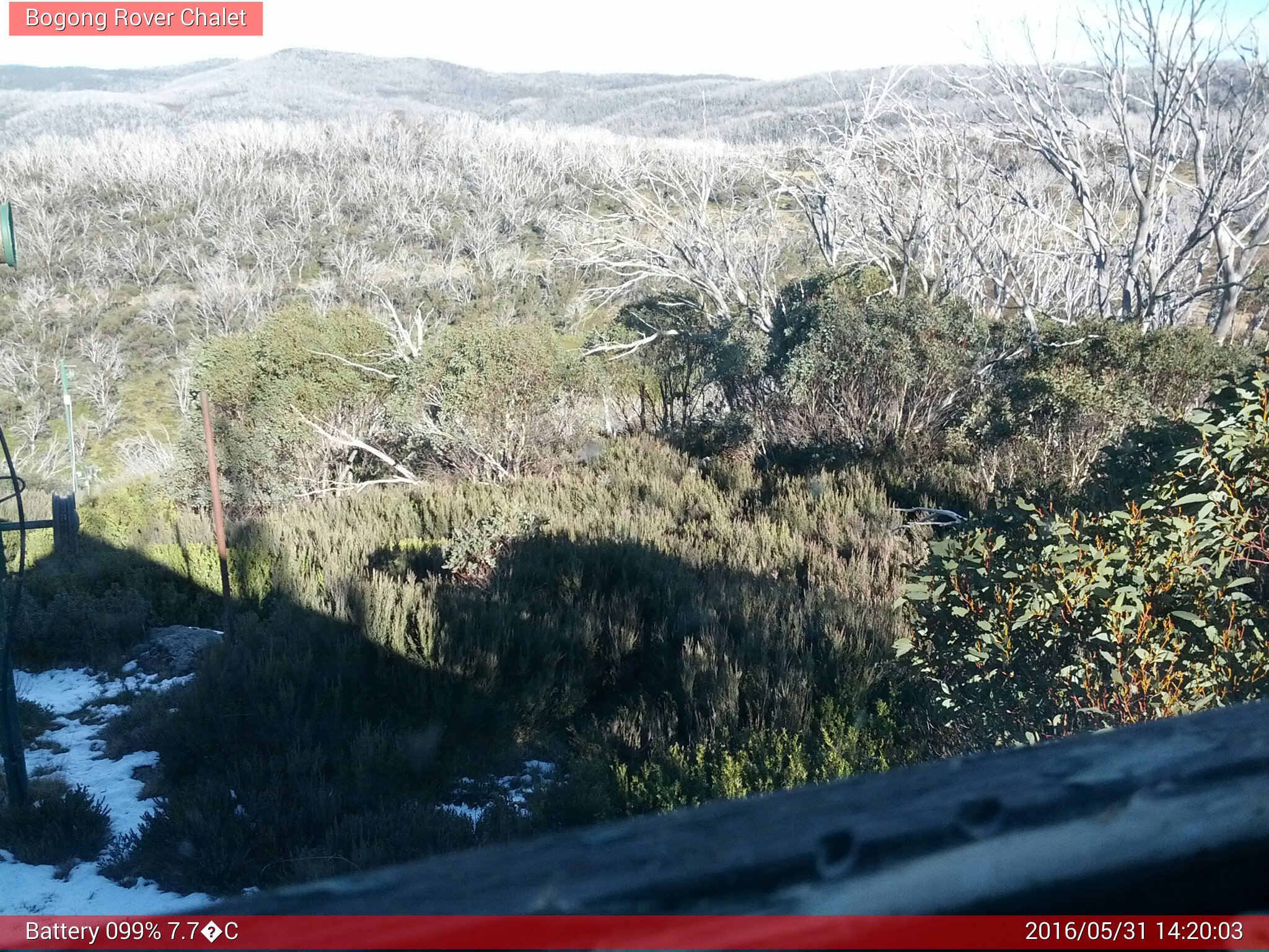 Bogong Web Cam 2:20pm Tuesday 31st of May 2016