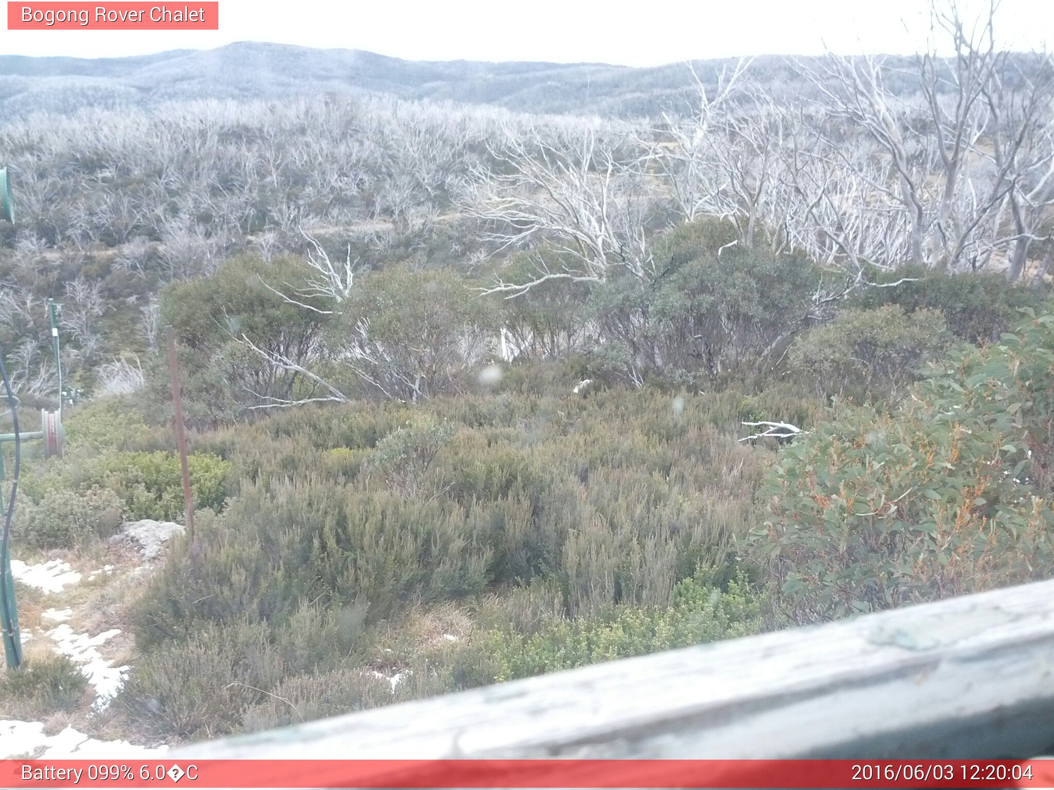 Bogong Web Cam 12:20pm Friday 3rd of June 2016