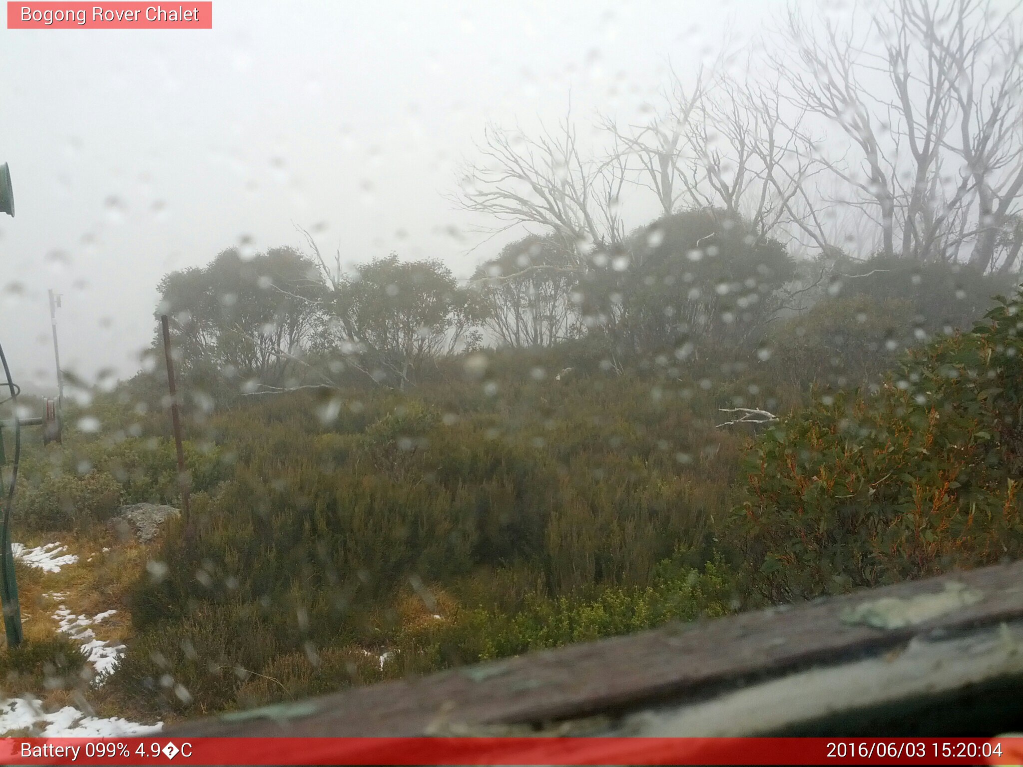 Bogong Web Cam 3:20pm Friday 3rd of June 2016