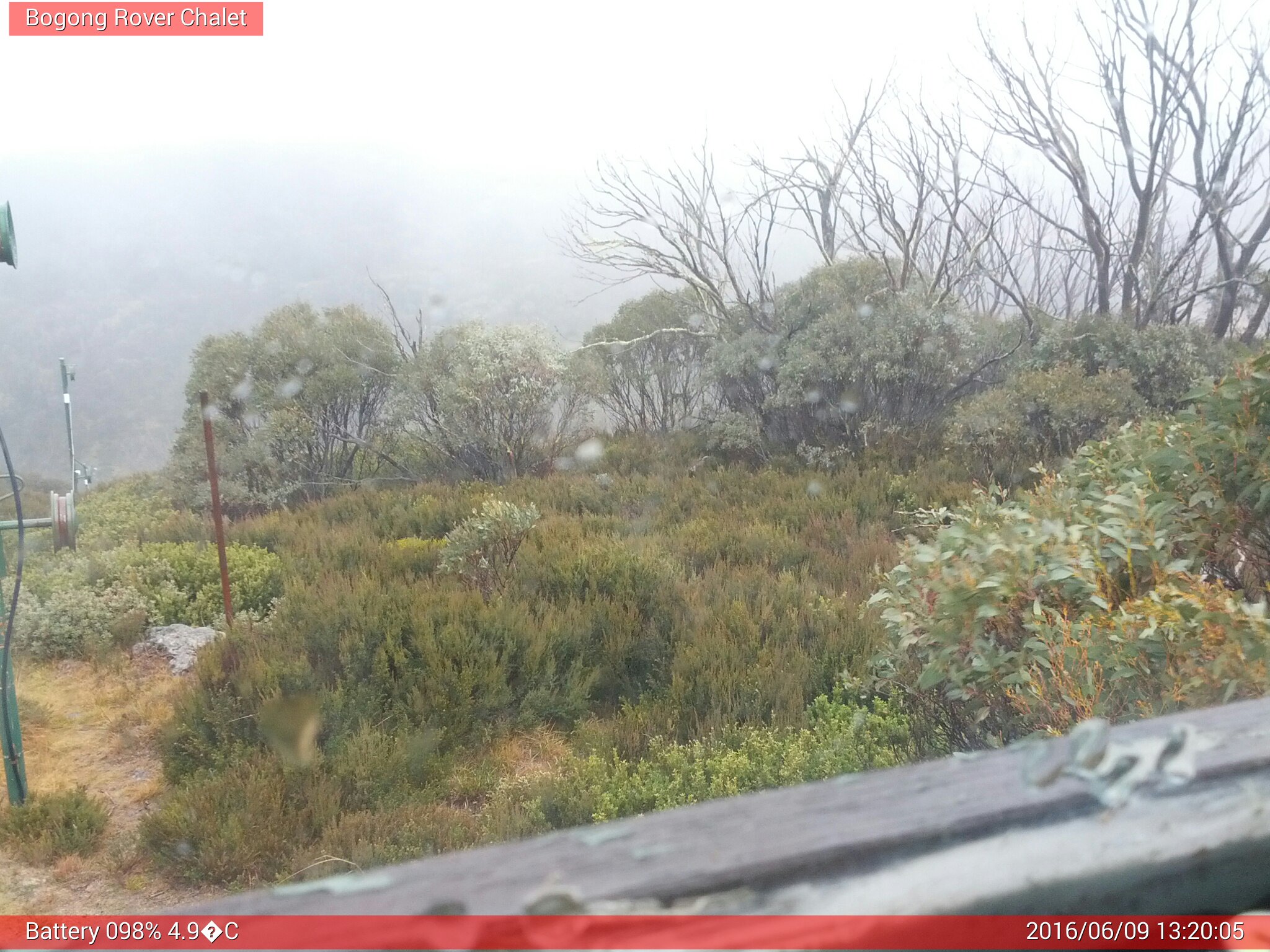 Bogong Web Cam 1:20pm Thursday 9th of June 2016