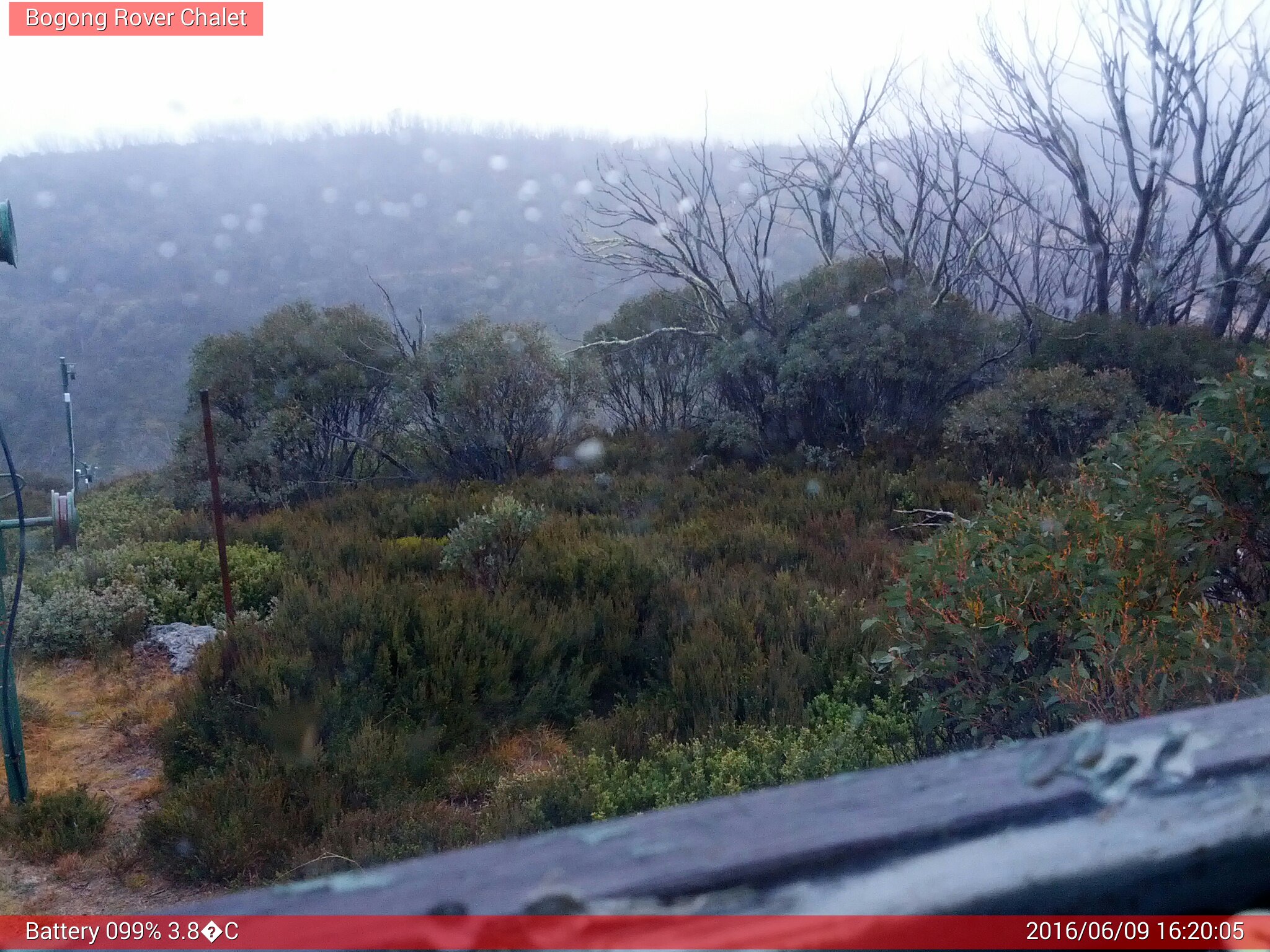 Bogong Web Cam 4:20pm Thursday 9th of June 2016