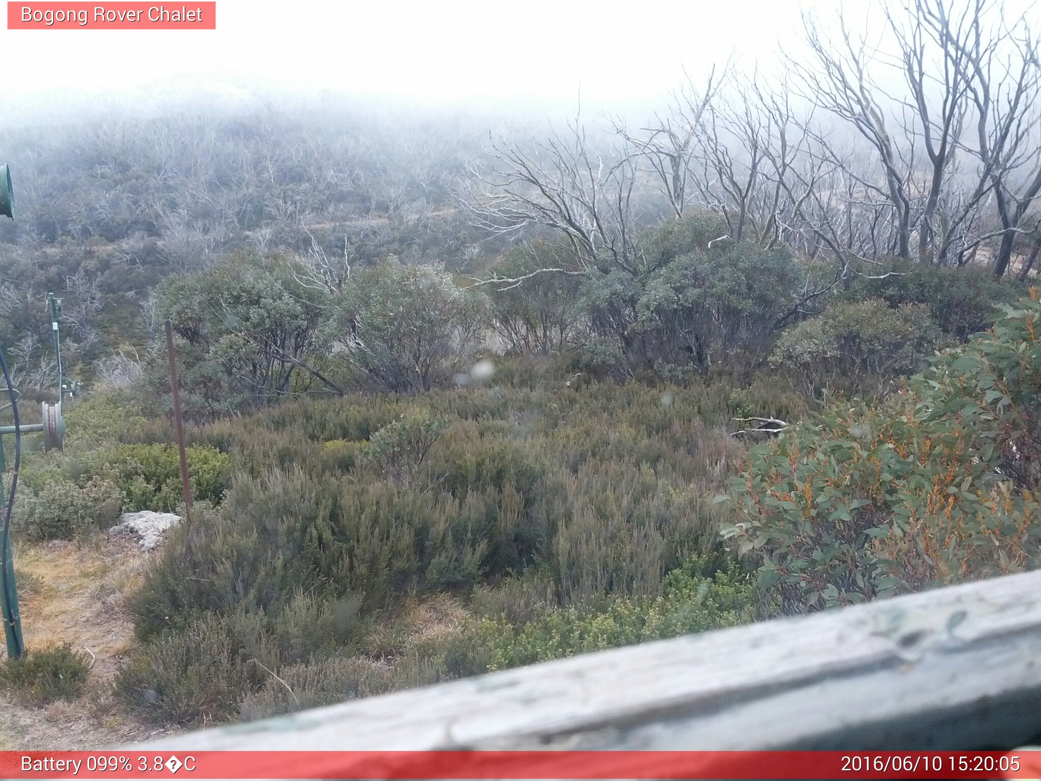 Bogong Web Cam 3:20pm Friday 10th of June 2016