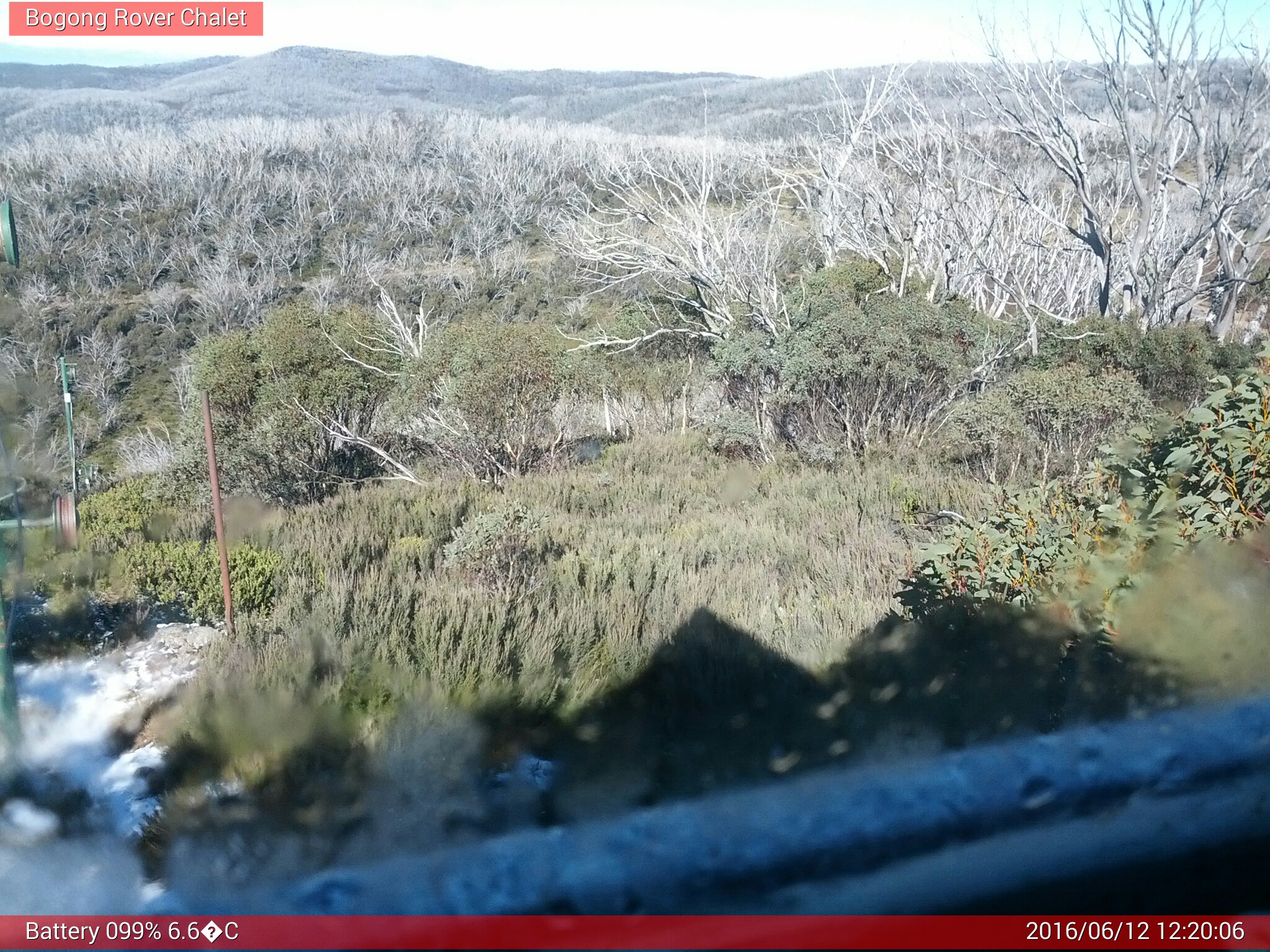 Bogong Web Cam 12:20pm Sunday 12th of June 2016