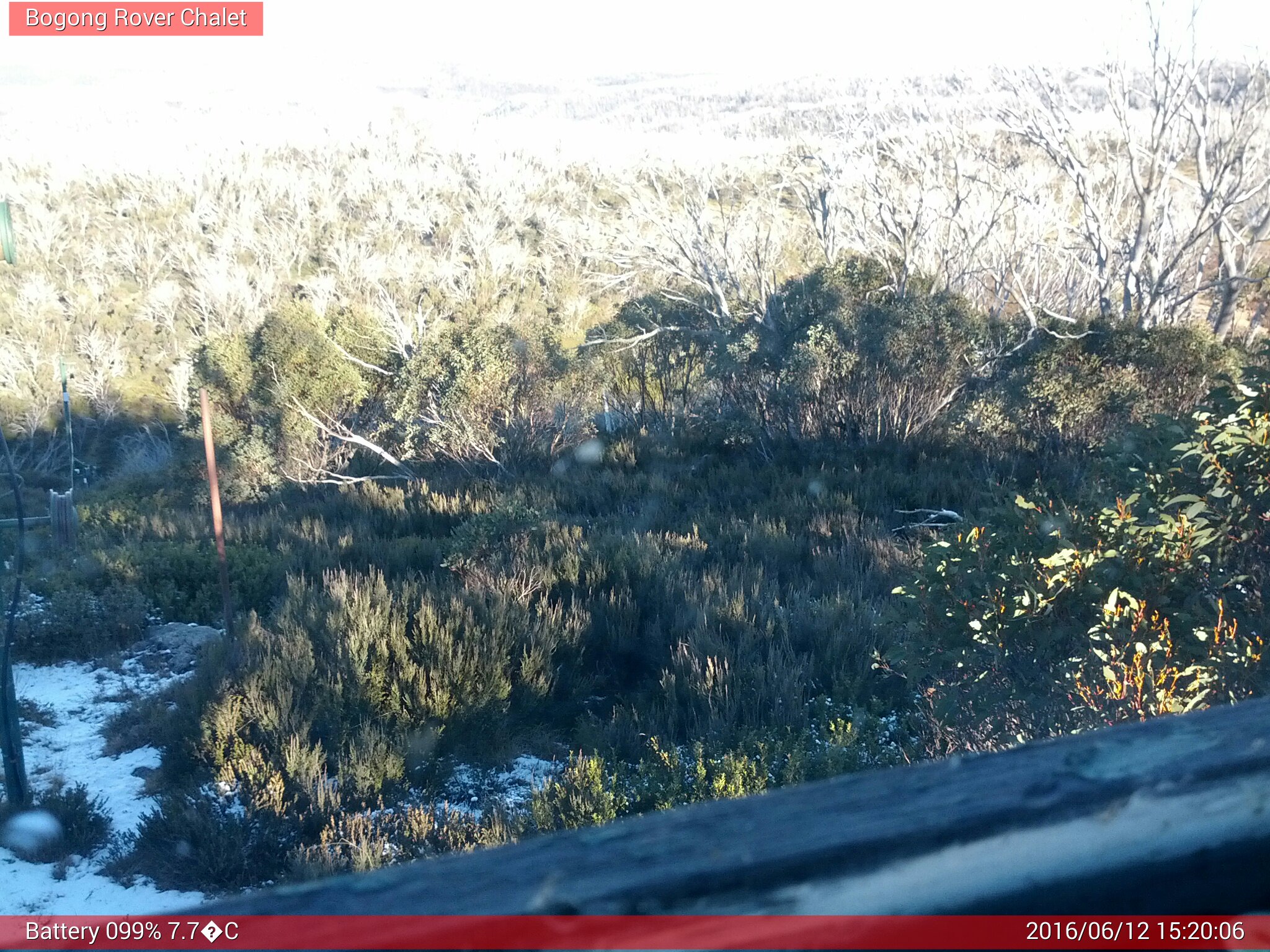 Bogong Web Cam 3:20pm Sunday 12th of June 2016