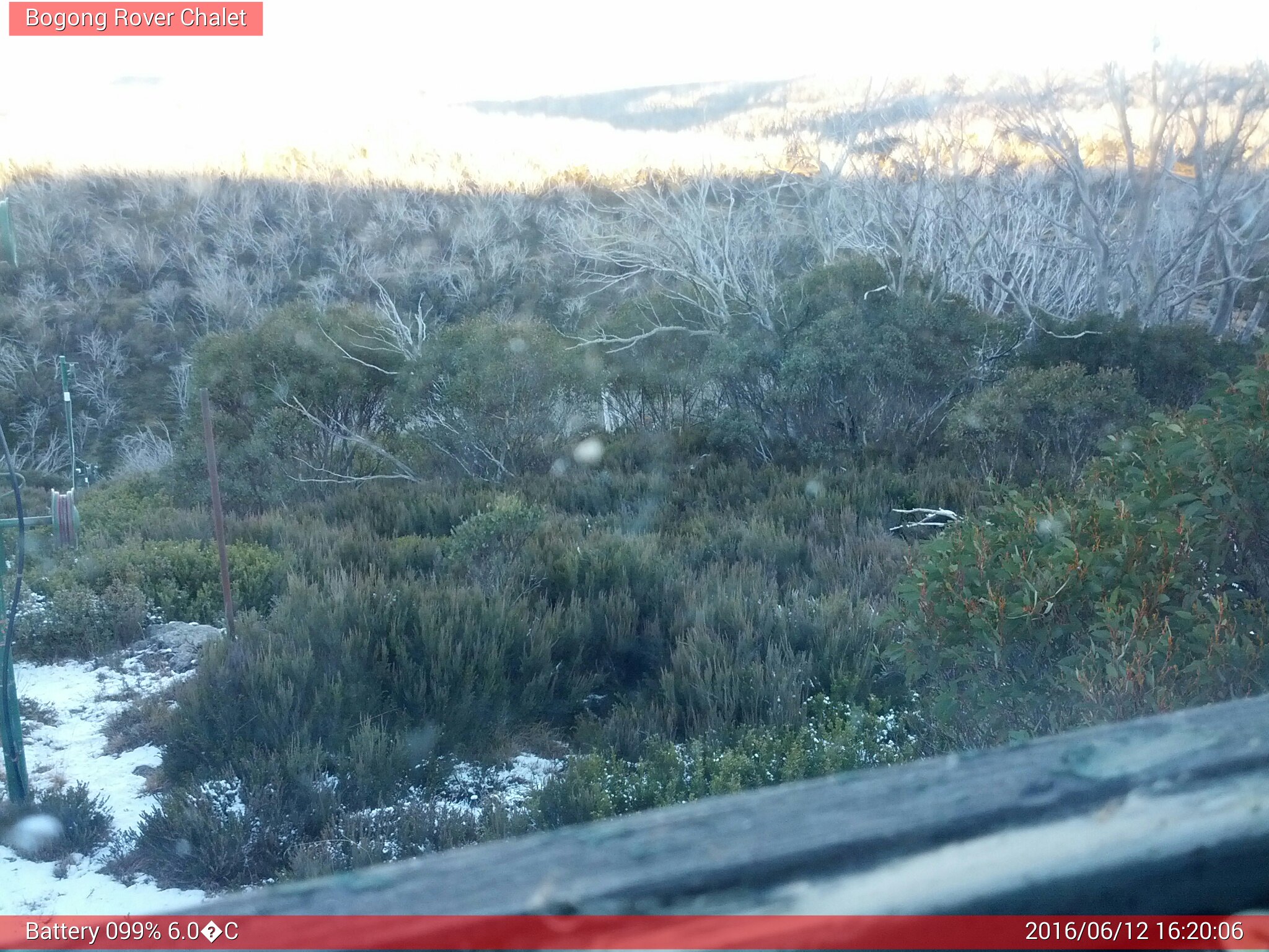 Bogong Web Cam 4:20pm Sunday 12th of June 2016