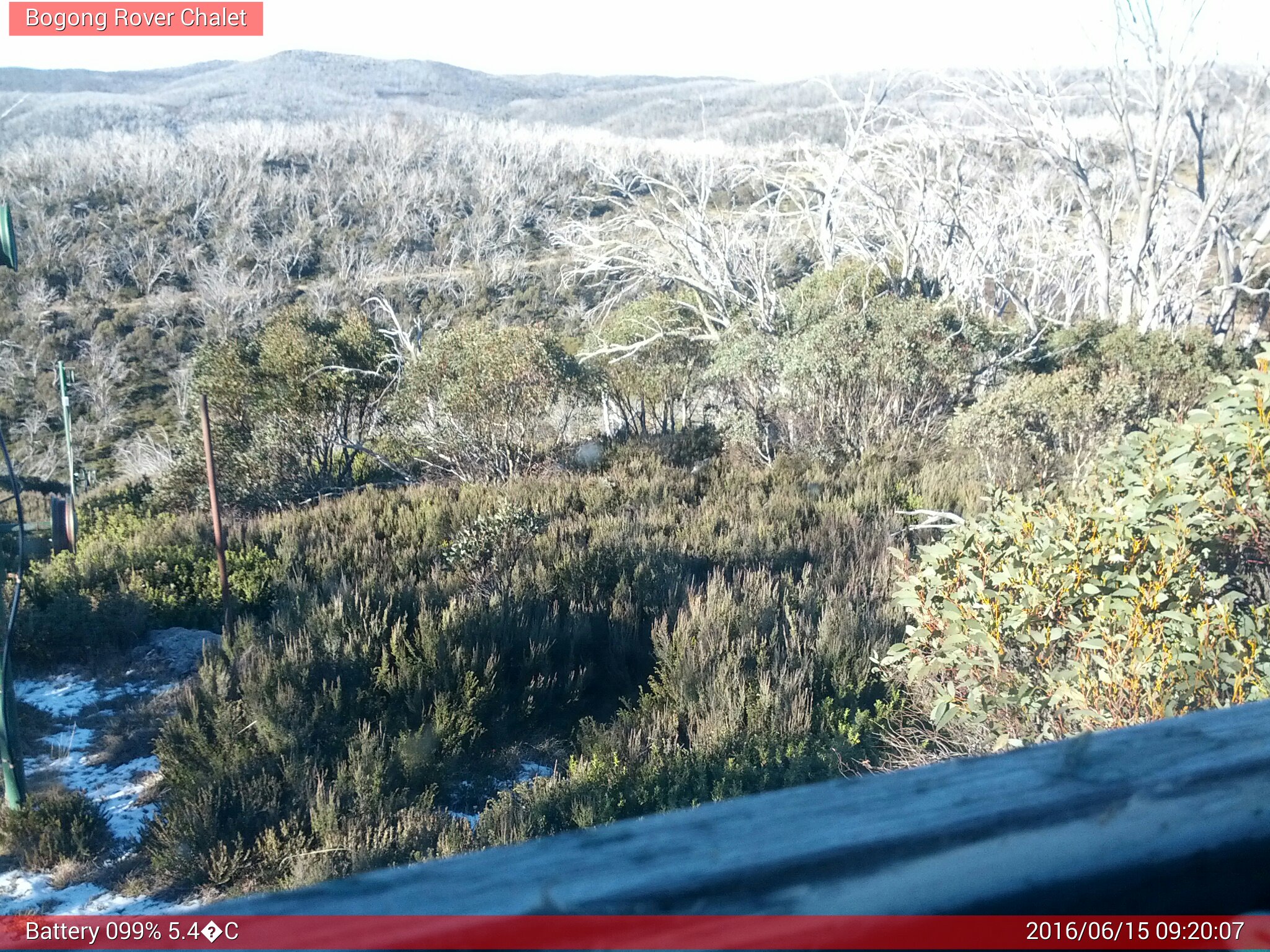 Bogong Web Cam 9:20am Wednesday 15th of June 2016