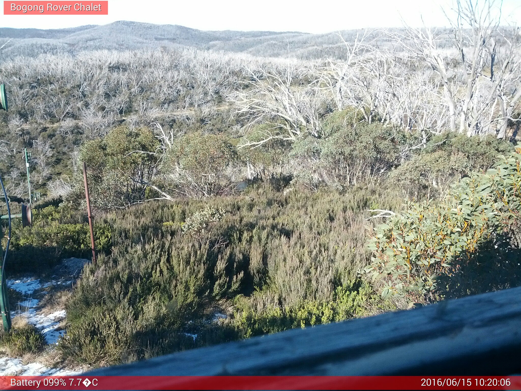 Bogong Web Cam 10:20am Wednesday 15th of June 2016