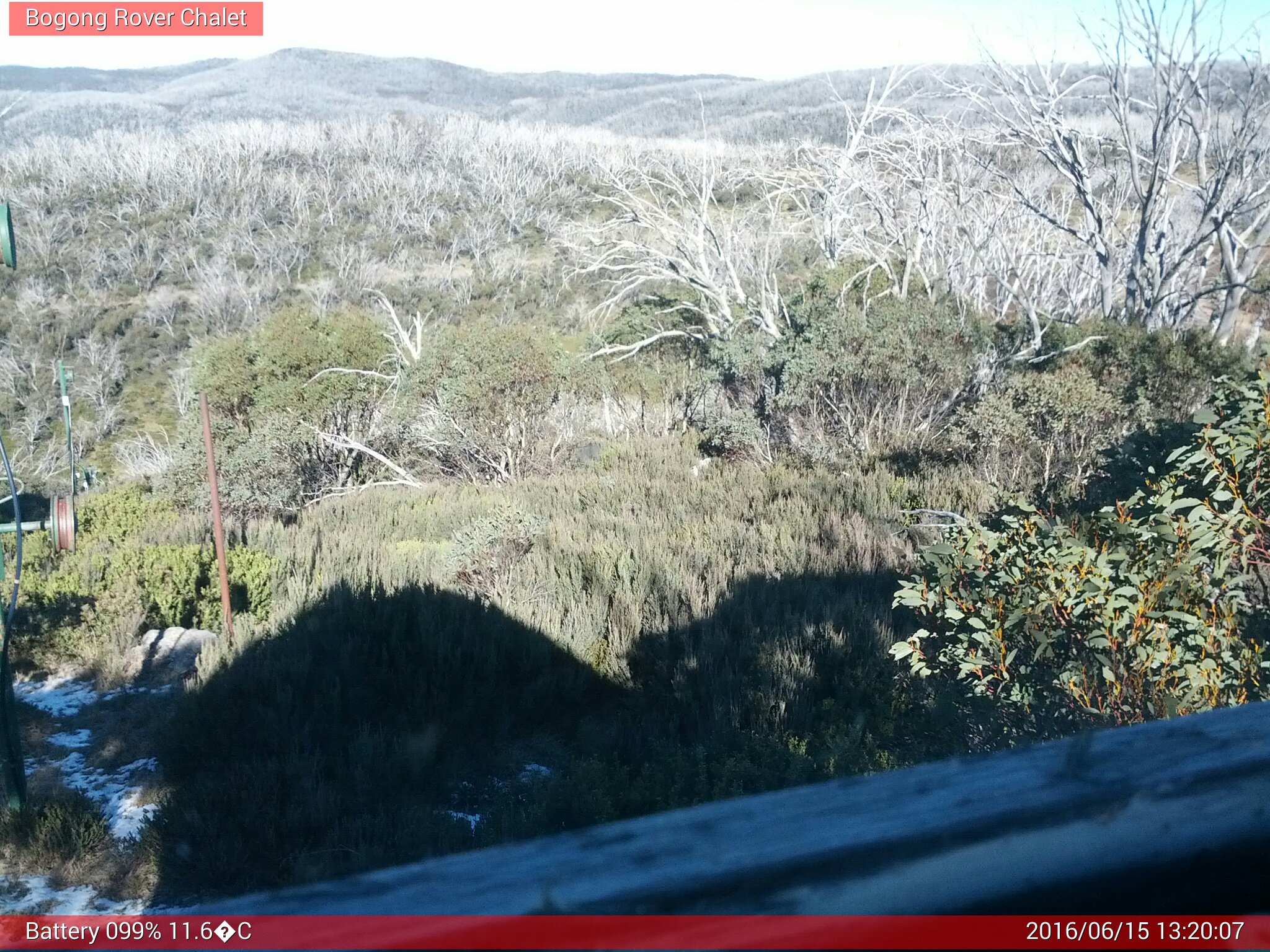 Bogong Web Cam 1:20pm Wednesday 15th of June 2016