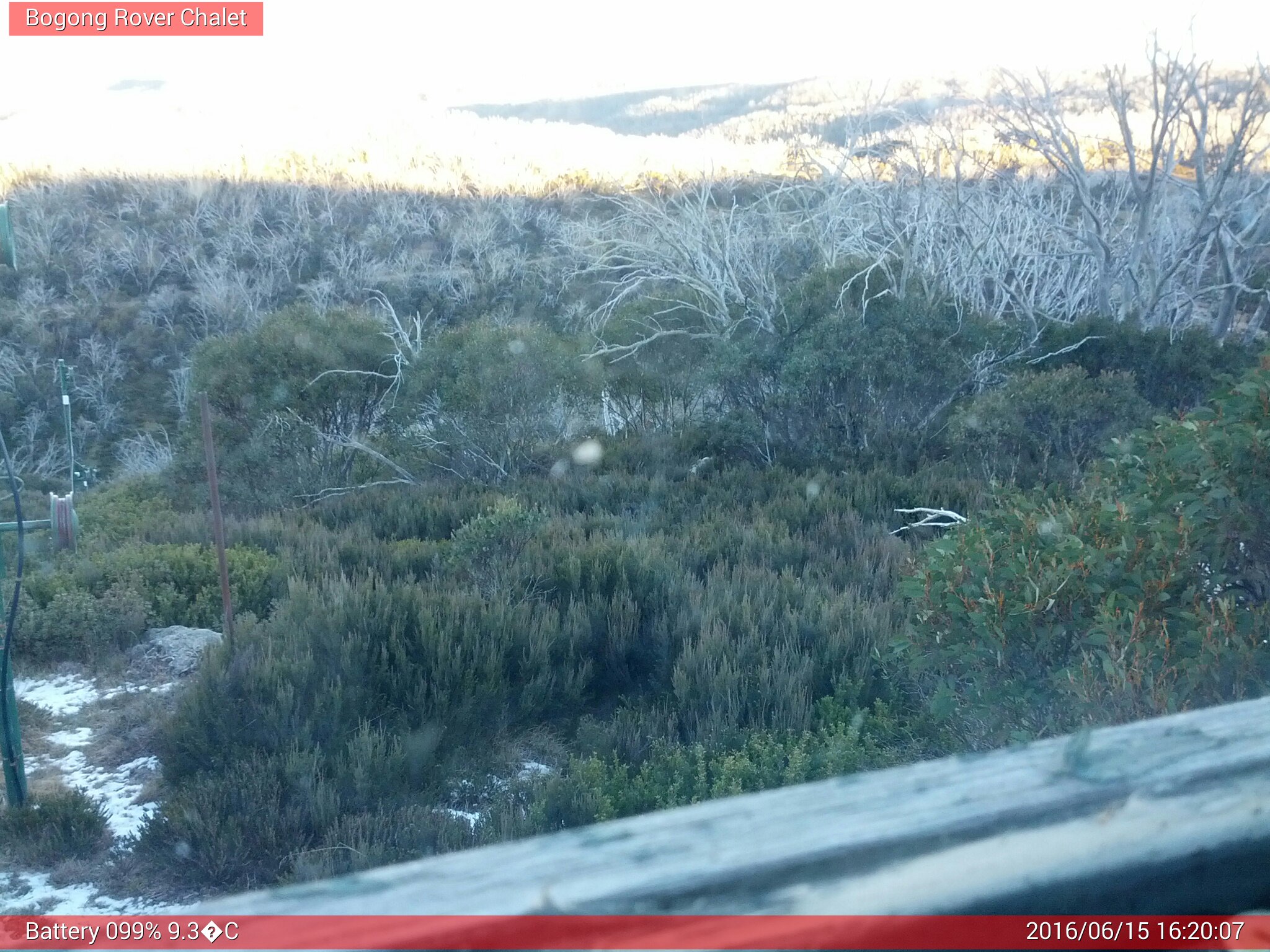 Bogong Web Cam 4:20pm Wednesday 15th of June 2016