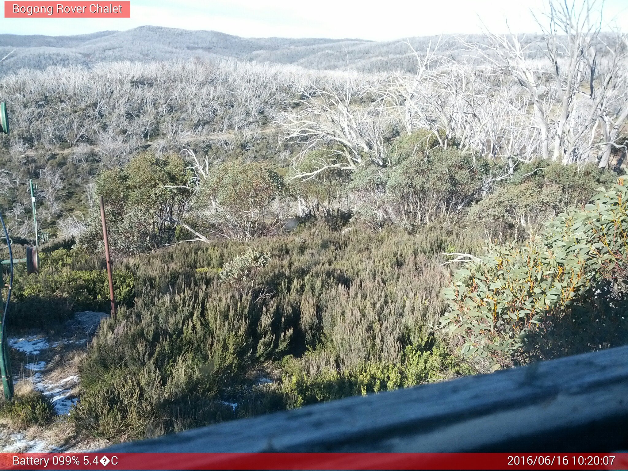 Bogong Web Cam 10:20am Thursday 16th of June 2016